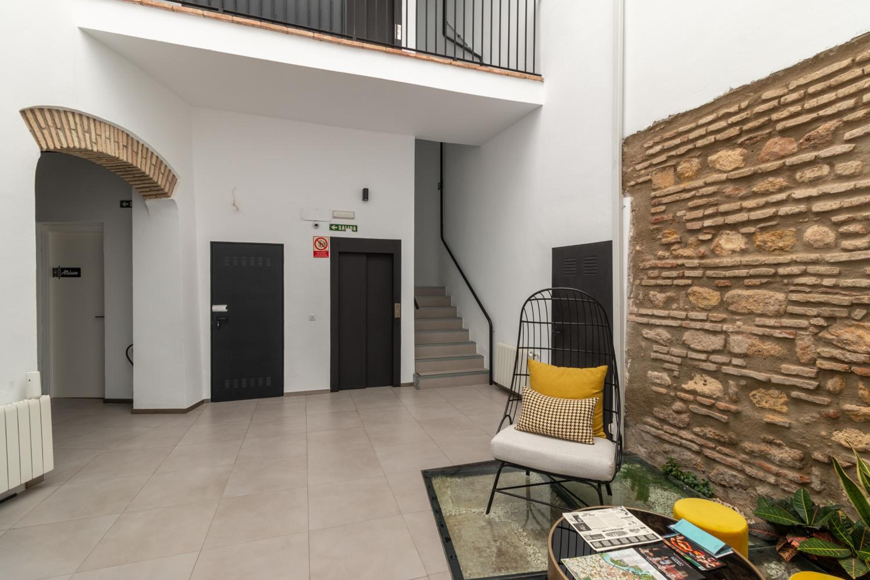 Apartment - Ground Floor - Photo 9