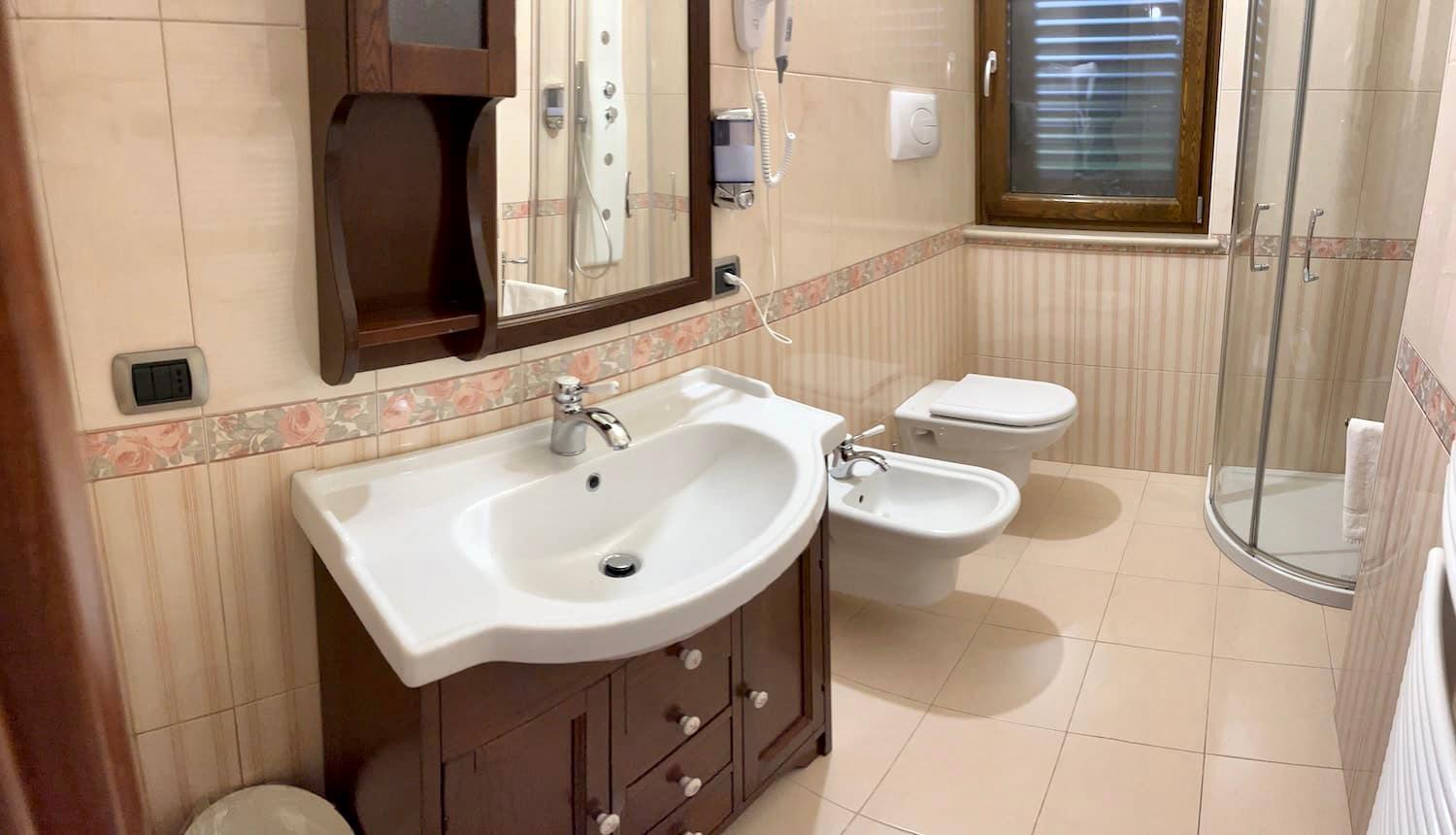 Deluxe Queen Room photo 2