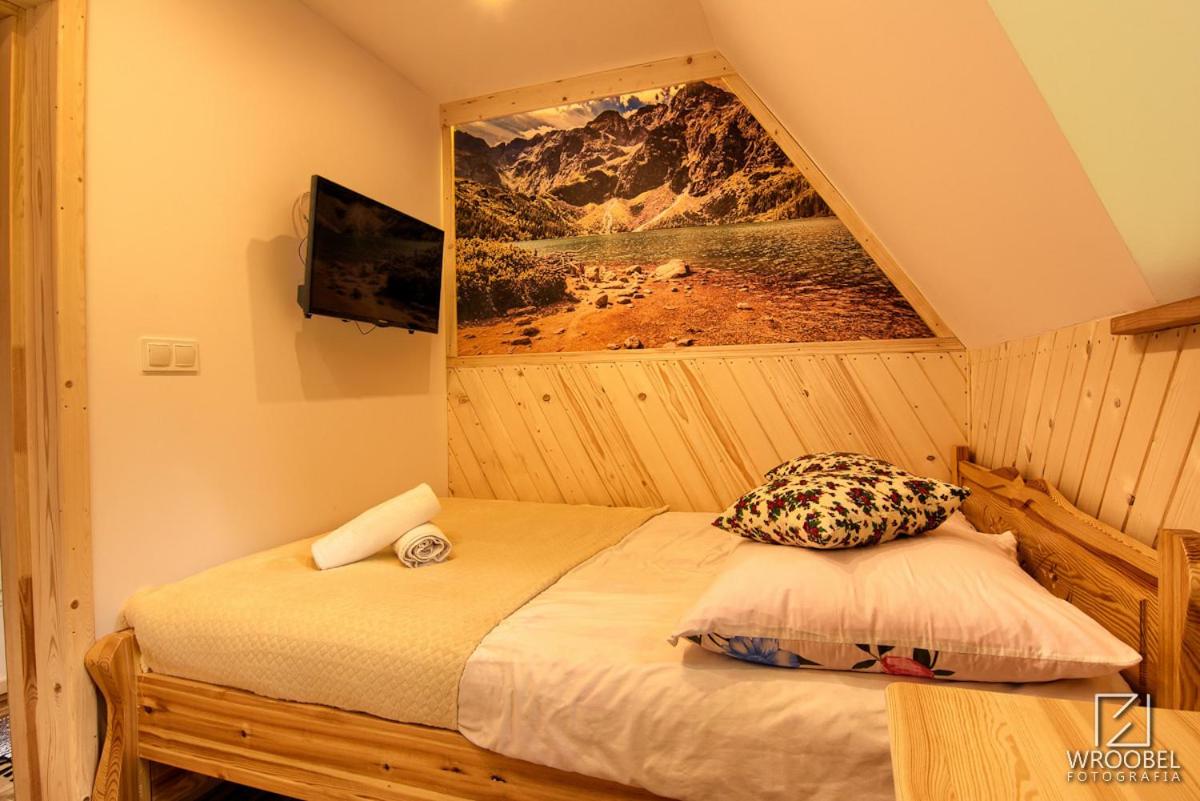 Four-Bedroom House - Photo 15