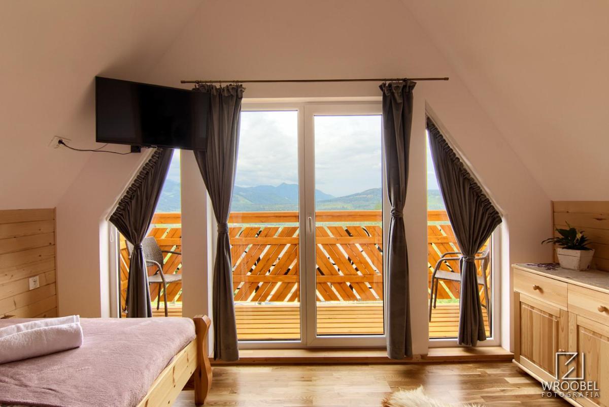 Four-Bedroom House - Photo 17