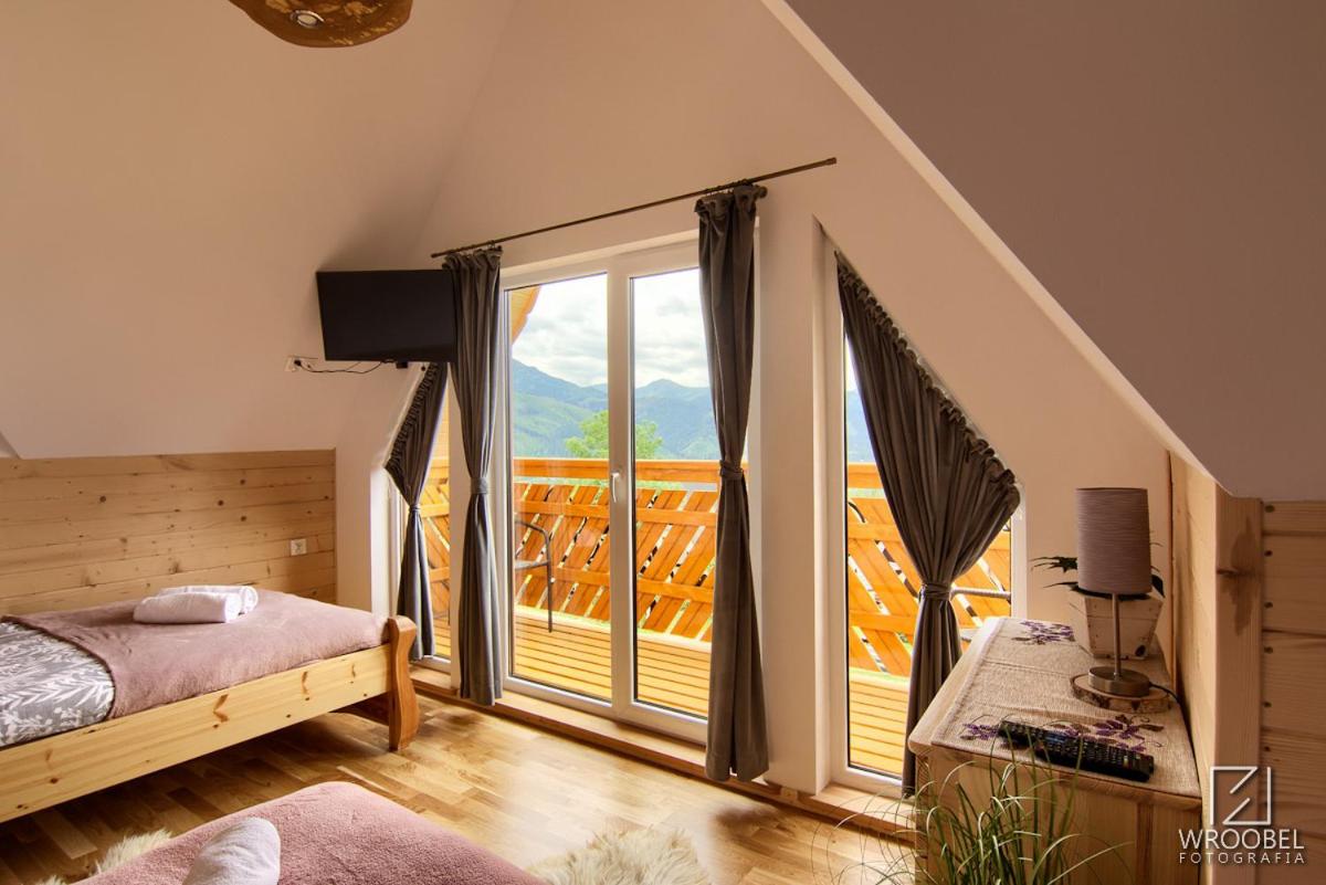 Four-Bedroom House - Photo 18