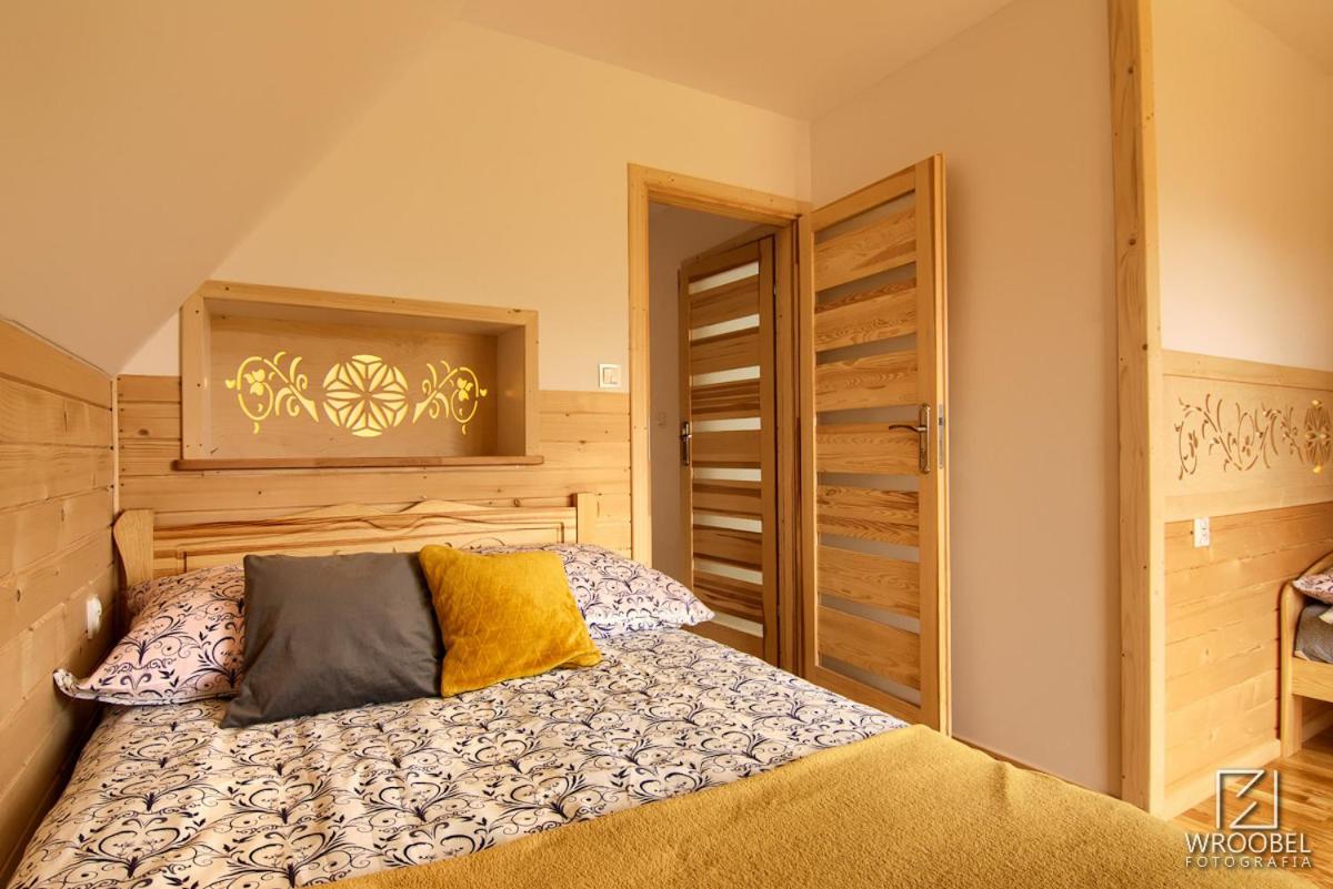 Four-Bedroom House - Photo 19