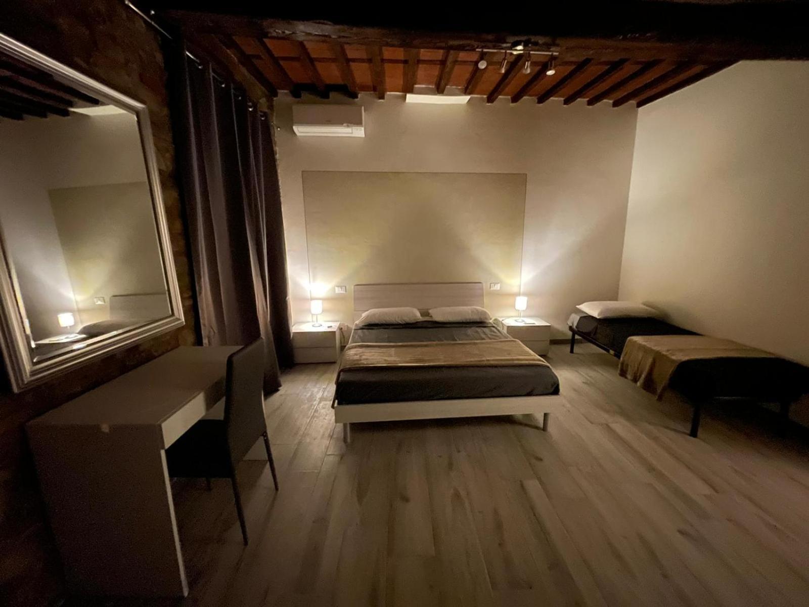 Triple Room with Private Bathroom photo 2