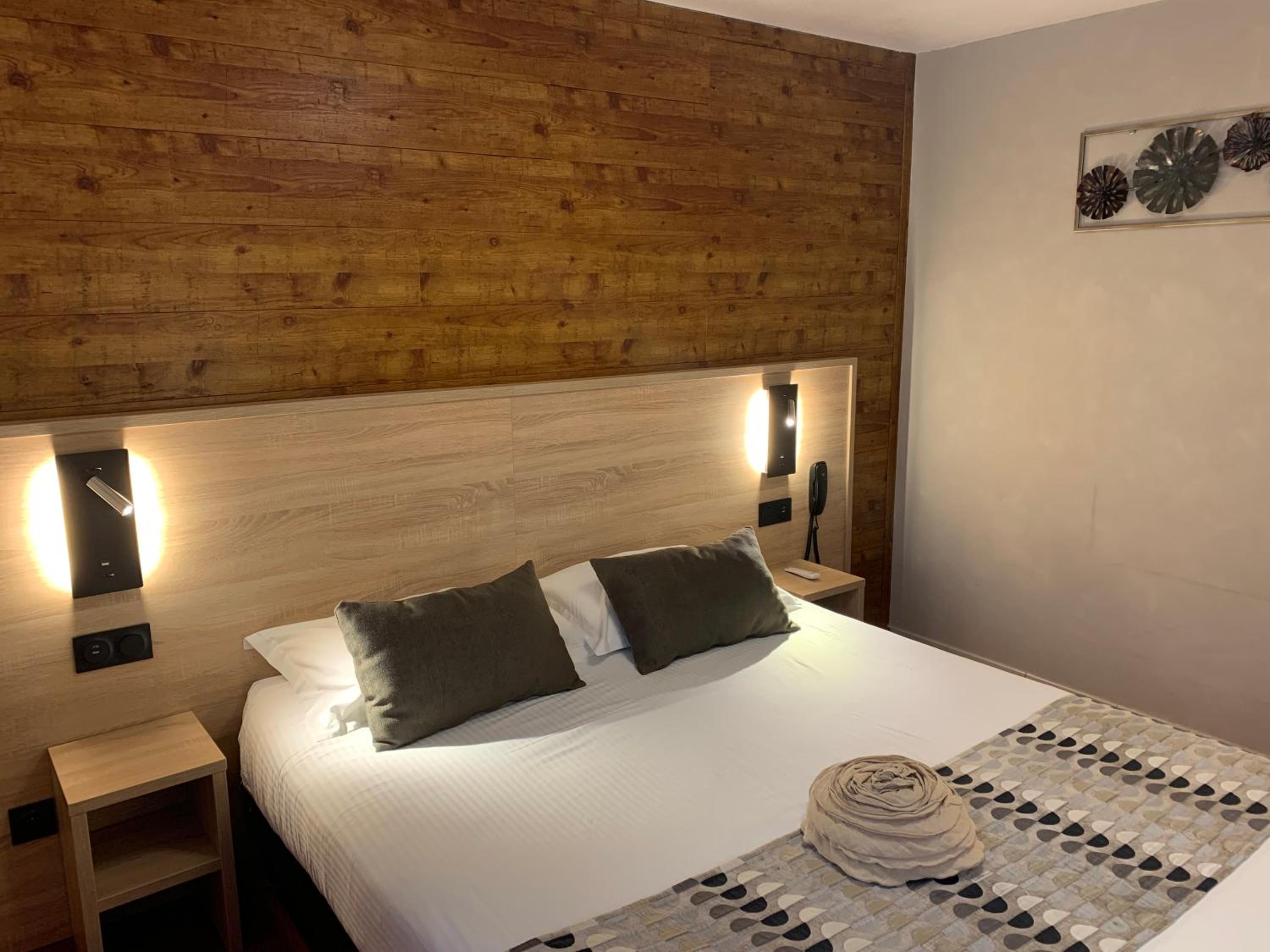 Standard King Room