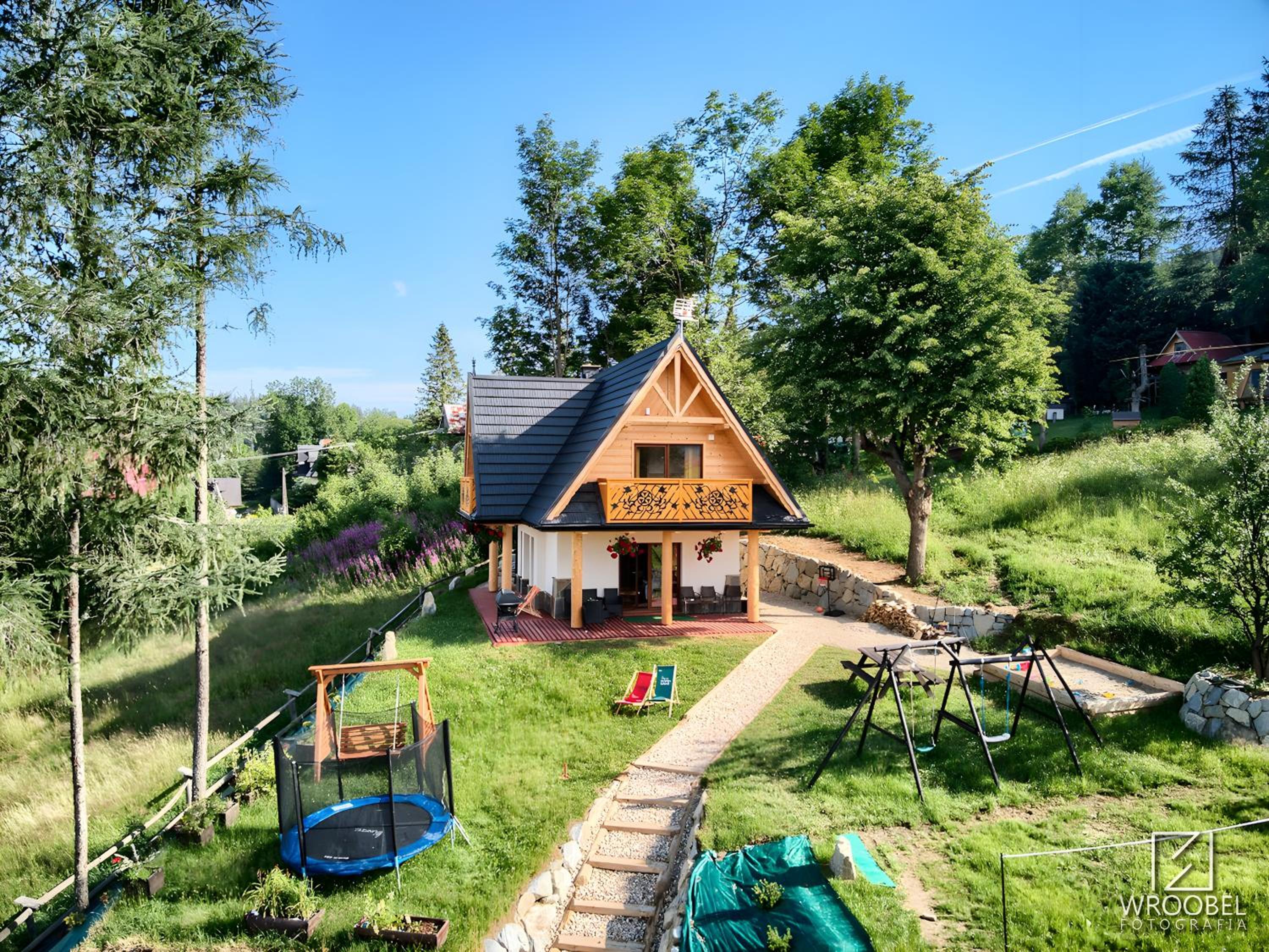 Four-Bedroom House - Photo 46