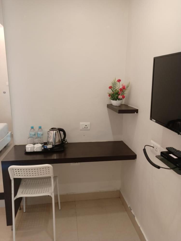 Deluxe Double Room - Photo 8