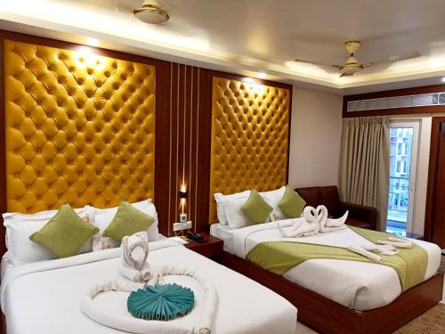 Deluxe Quadruple Room - Photo 6