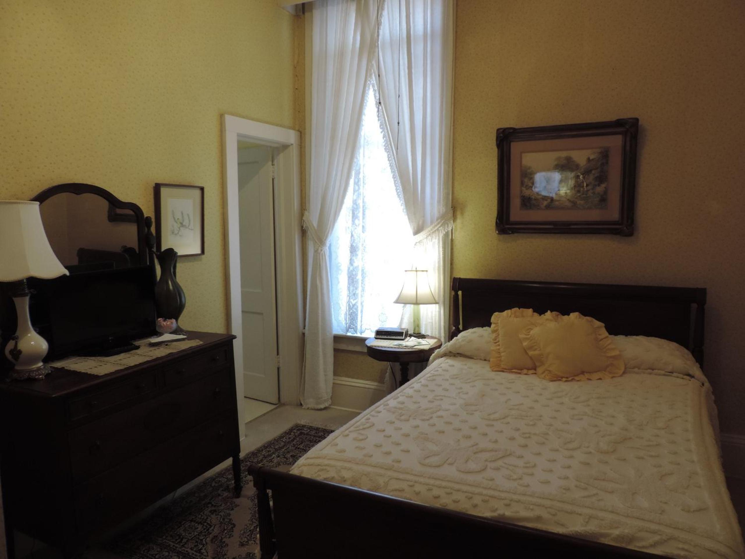 Standard Double Room photo 1