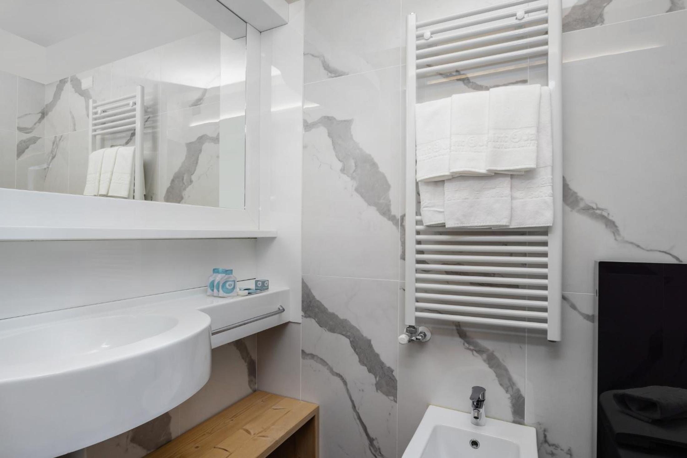 Triple Room - Photo 5