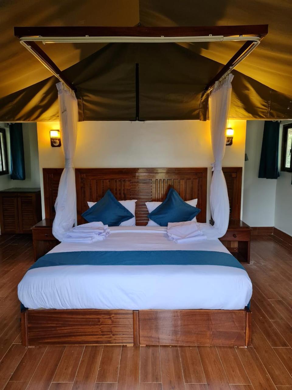 Tent photo 2