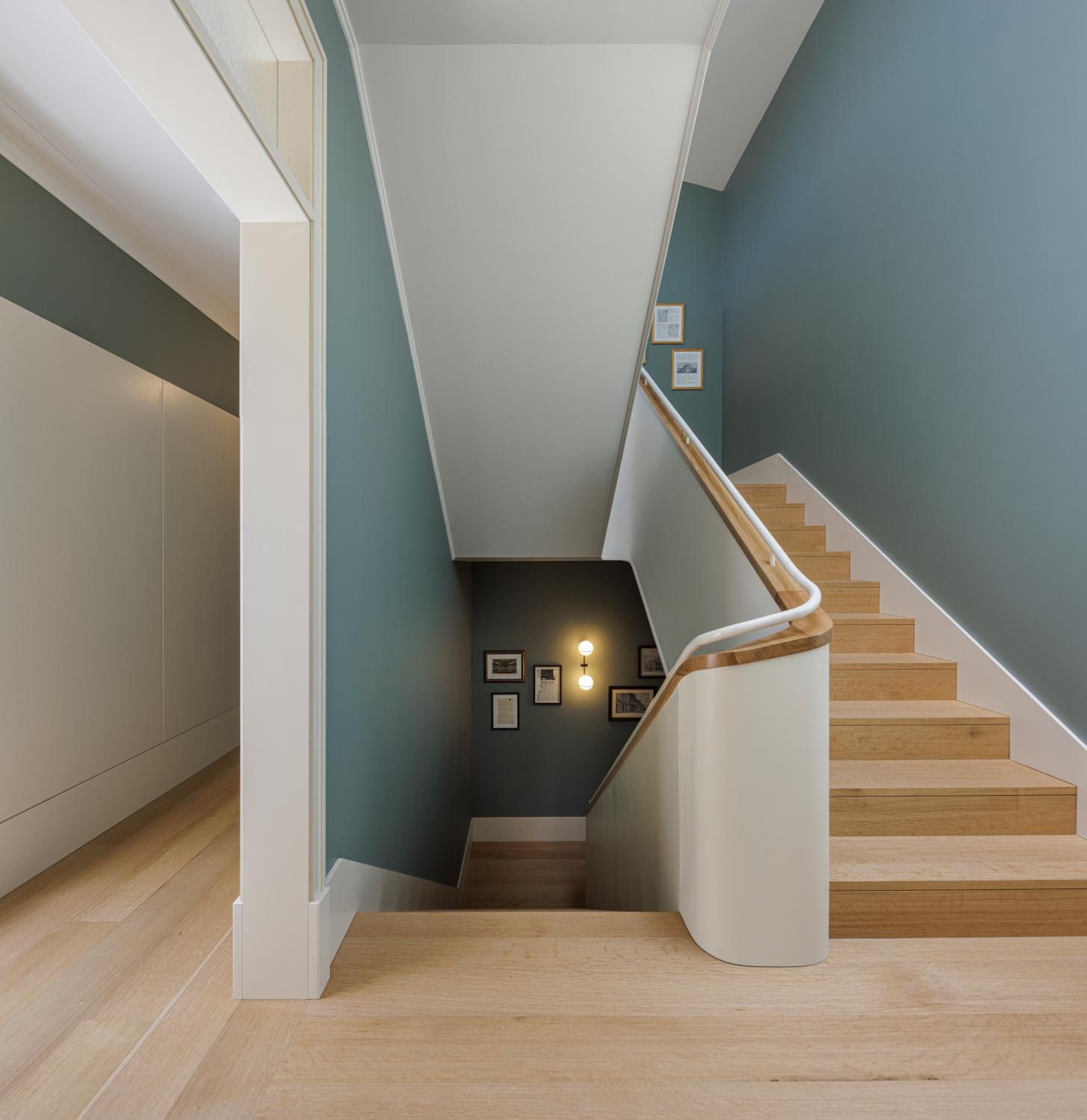 Apartment with Balcony - Photo 30