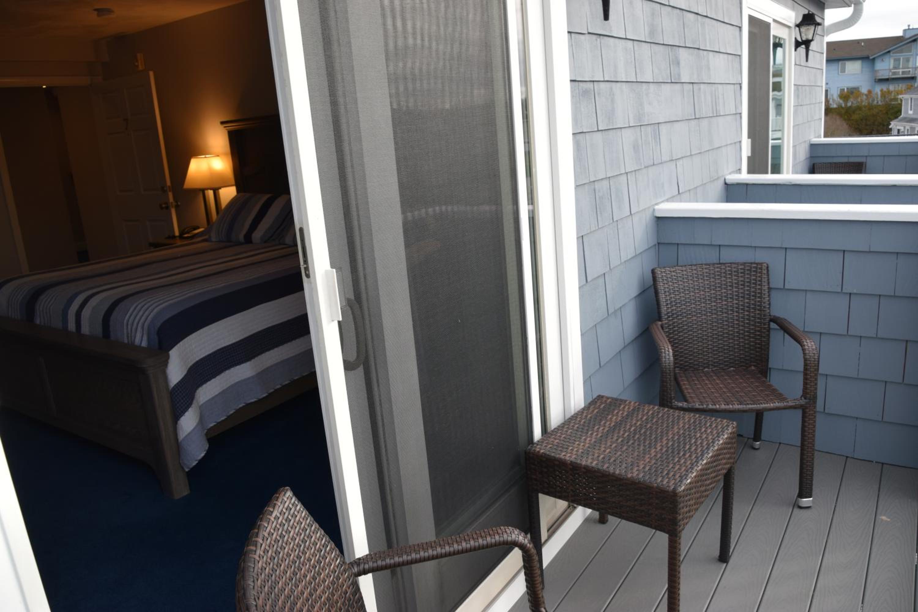 Queen Suite photo 2