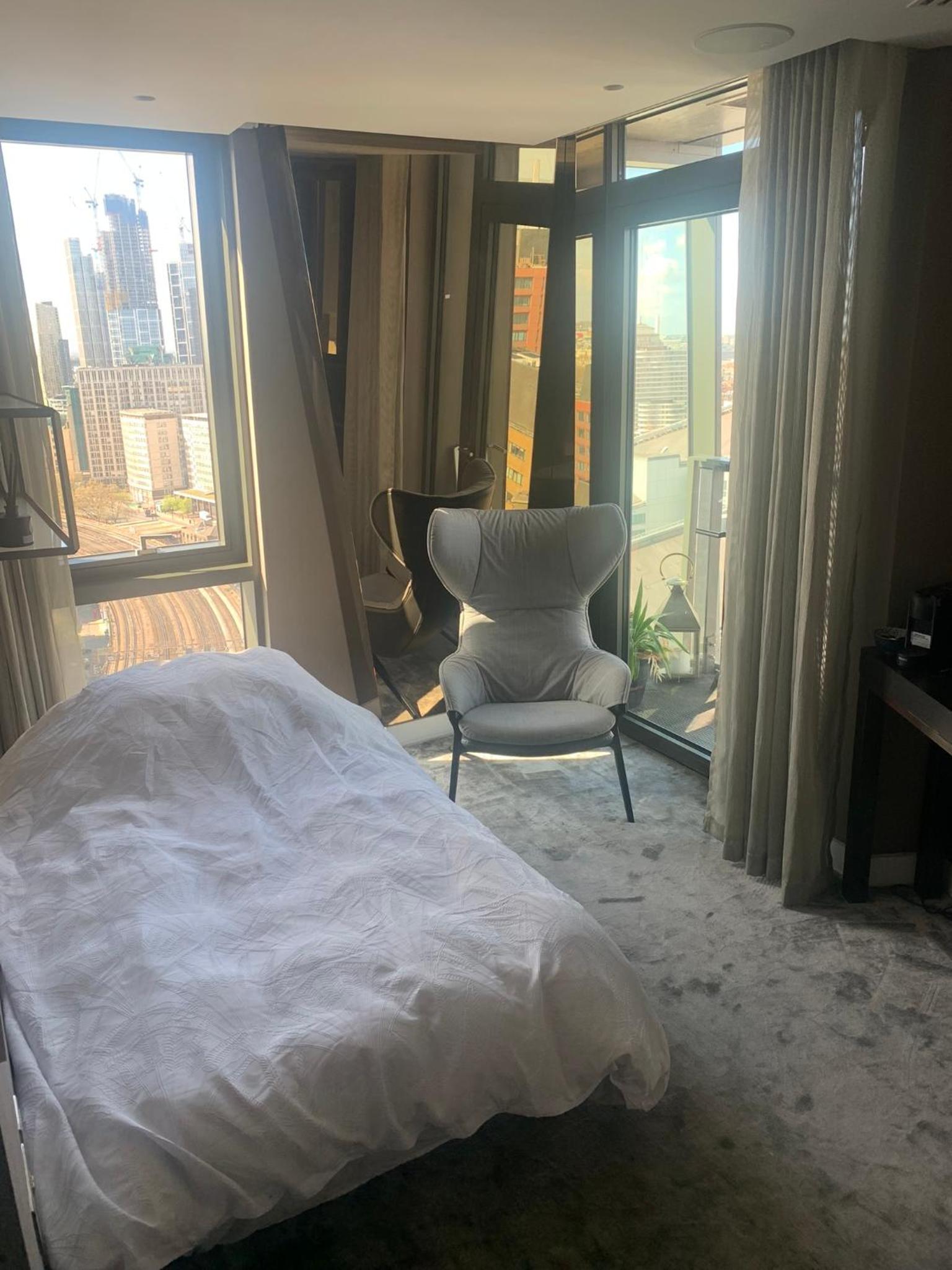 Single Room with Balcony photo 3
