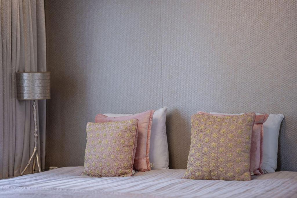 Lovely Wow Junior Suite photo 2