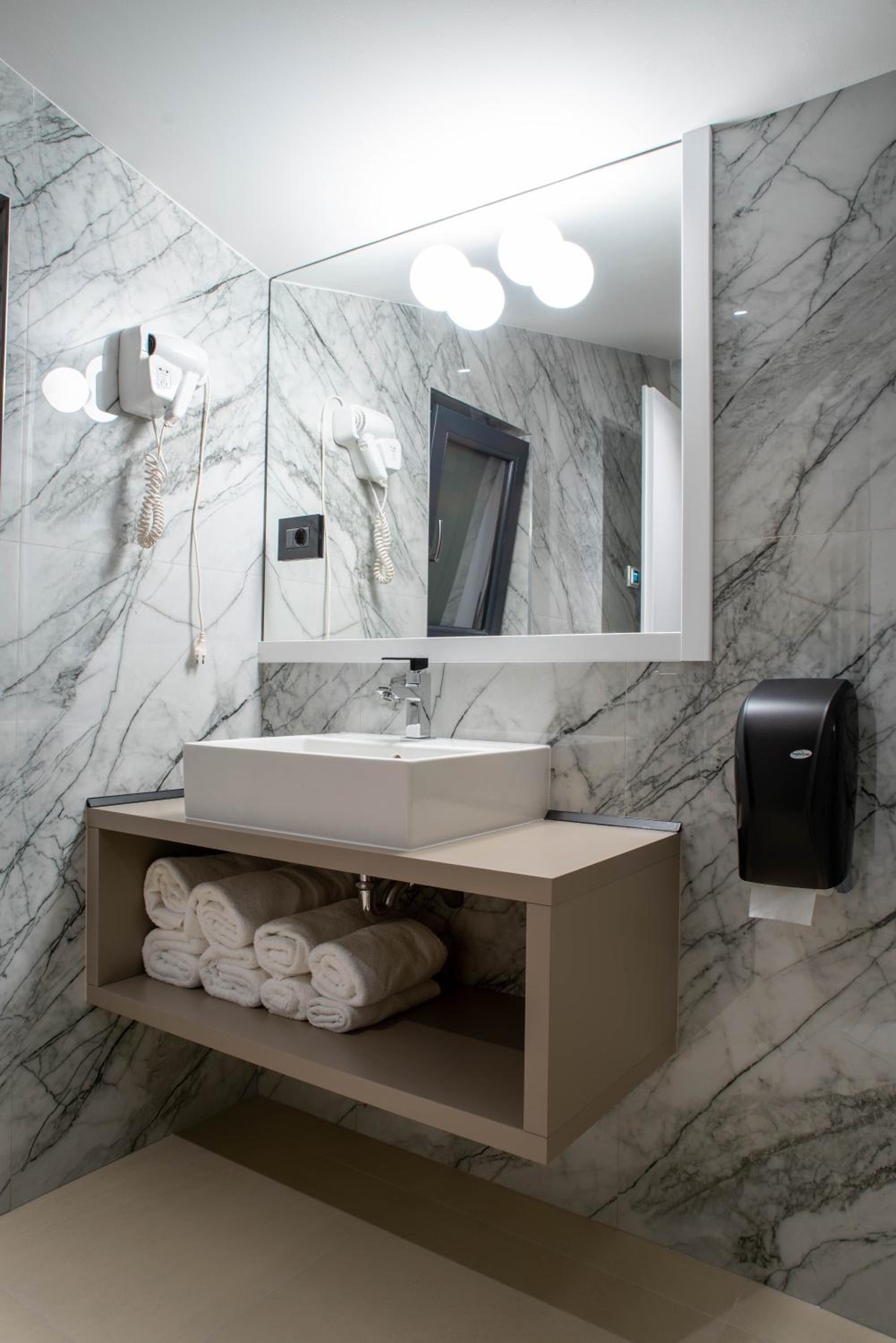 Superior Apartment - Photo 29