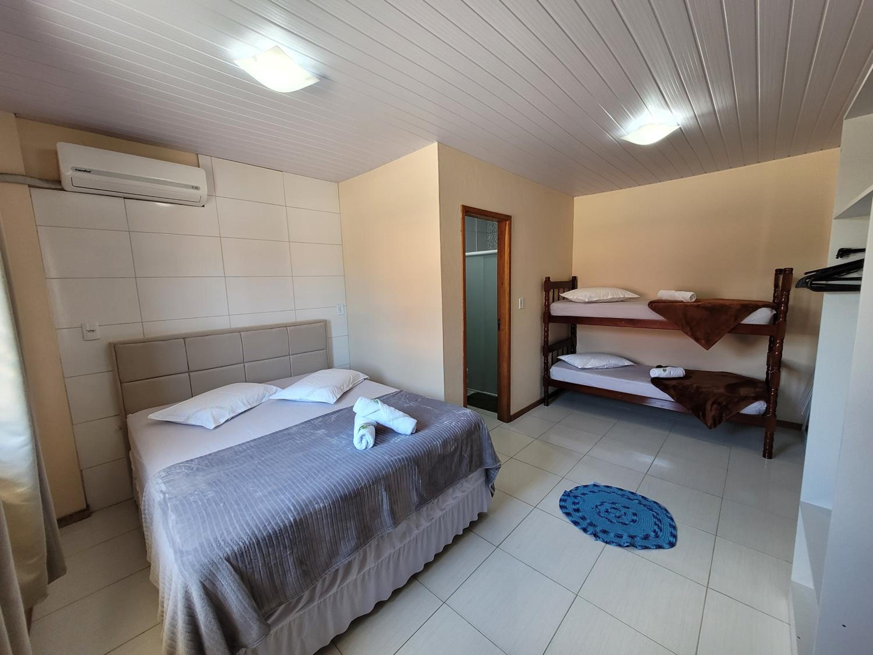 Deluxe Family Room - Photo 8