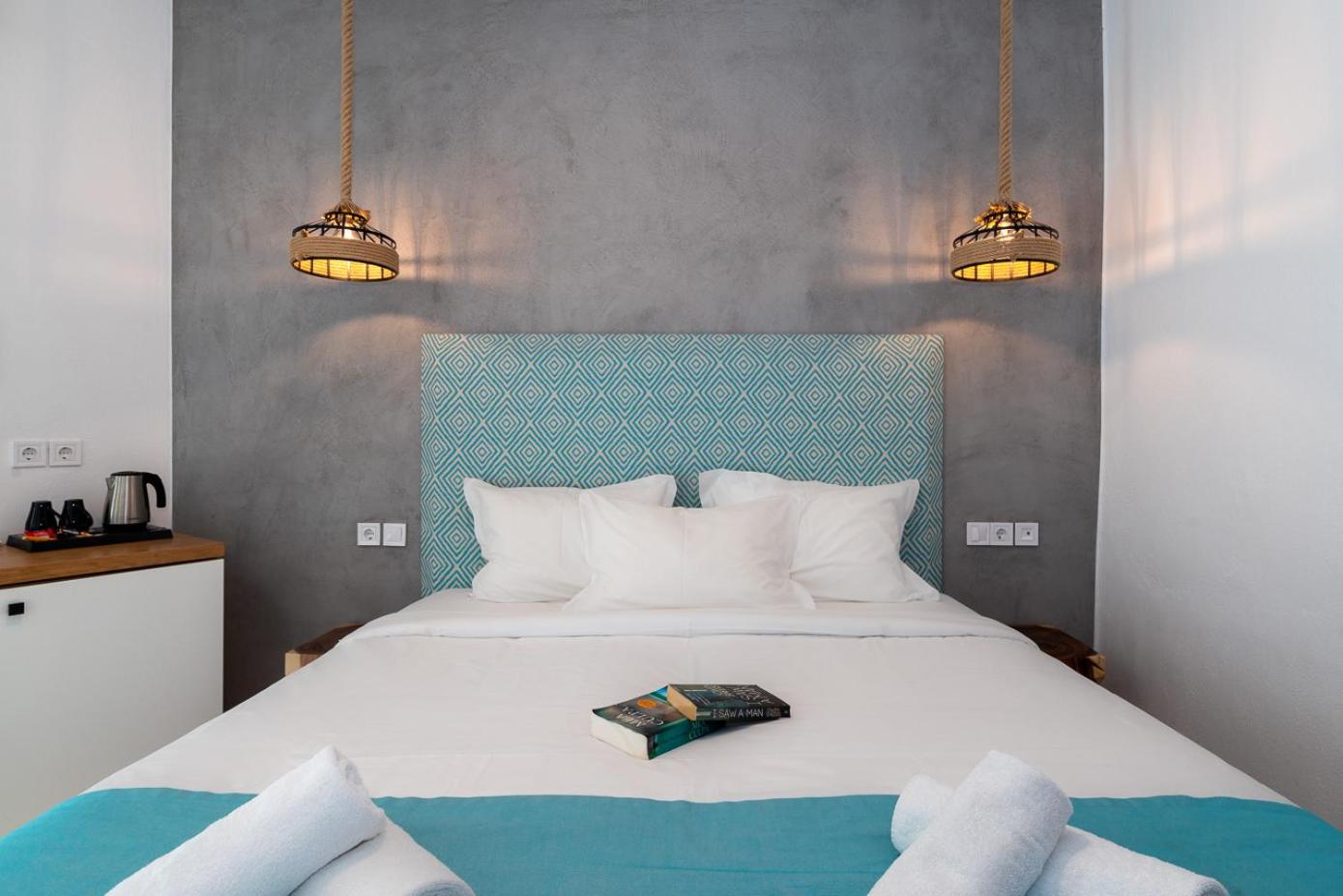 Double Room - Photo 11