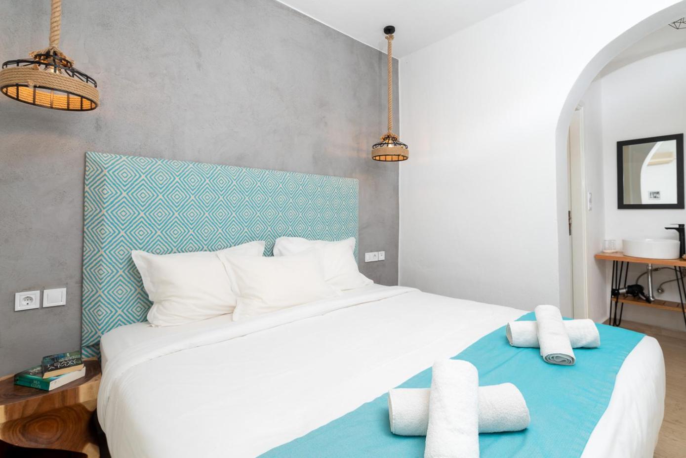 Double Room - Photo 13
