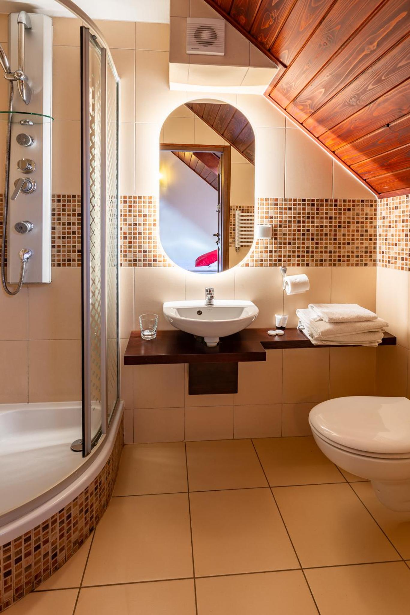 Standard Triple Room - Photo 4