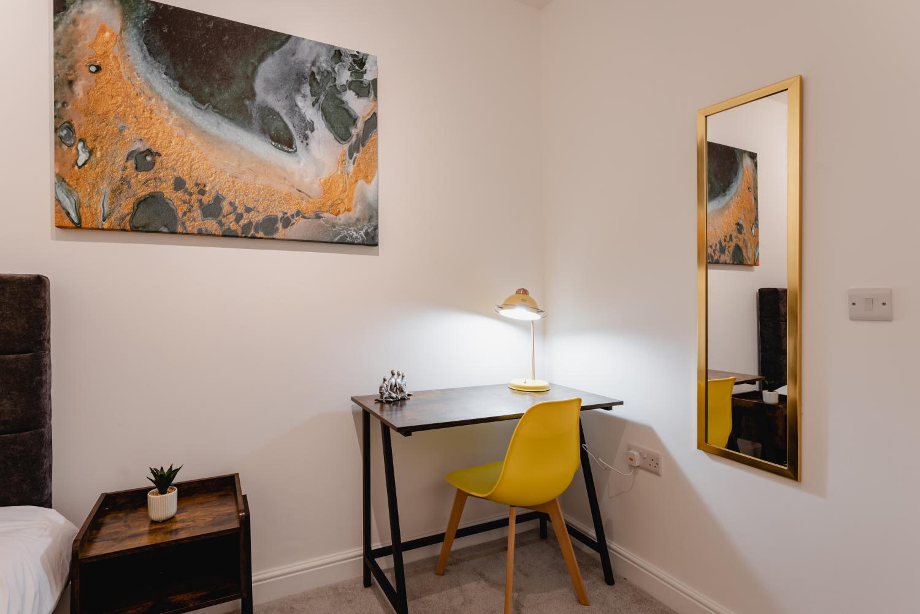 Two-Bedroom Apartment photo 2