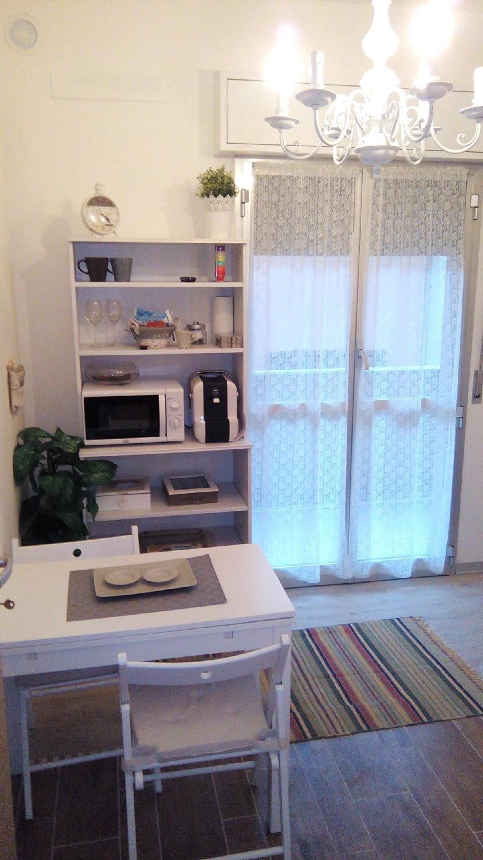 Double Room with Private Bathroom - Photo 8
