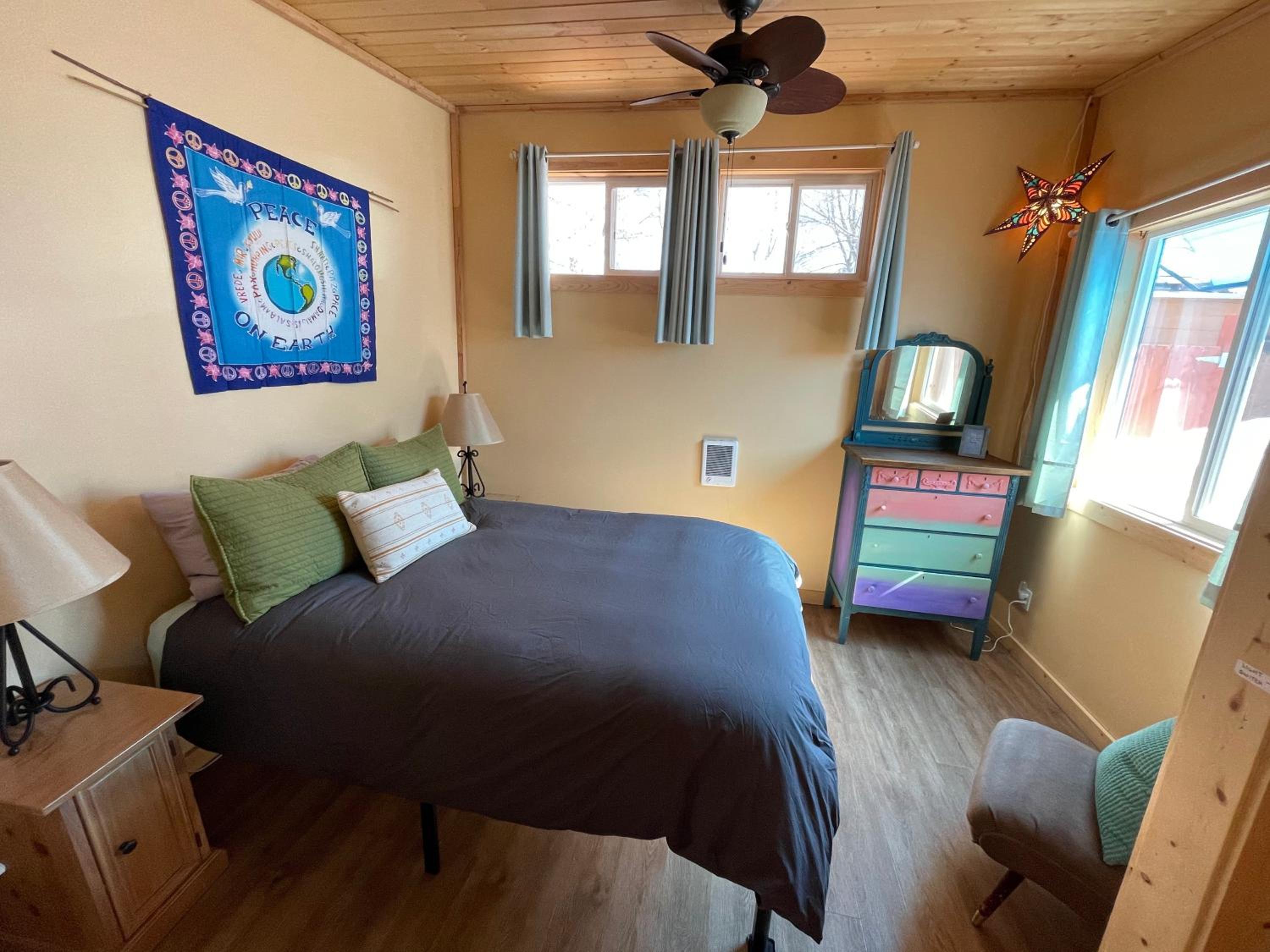 Two-Bedroom House photo 3
