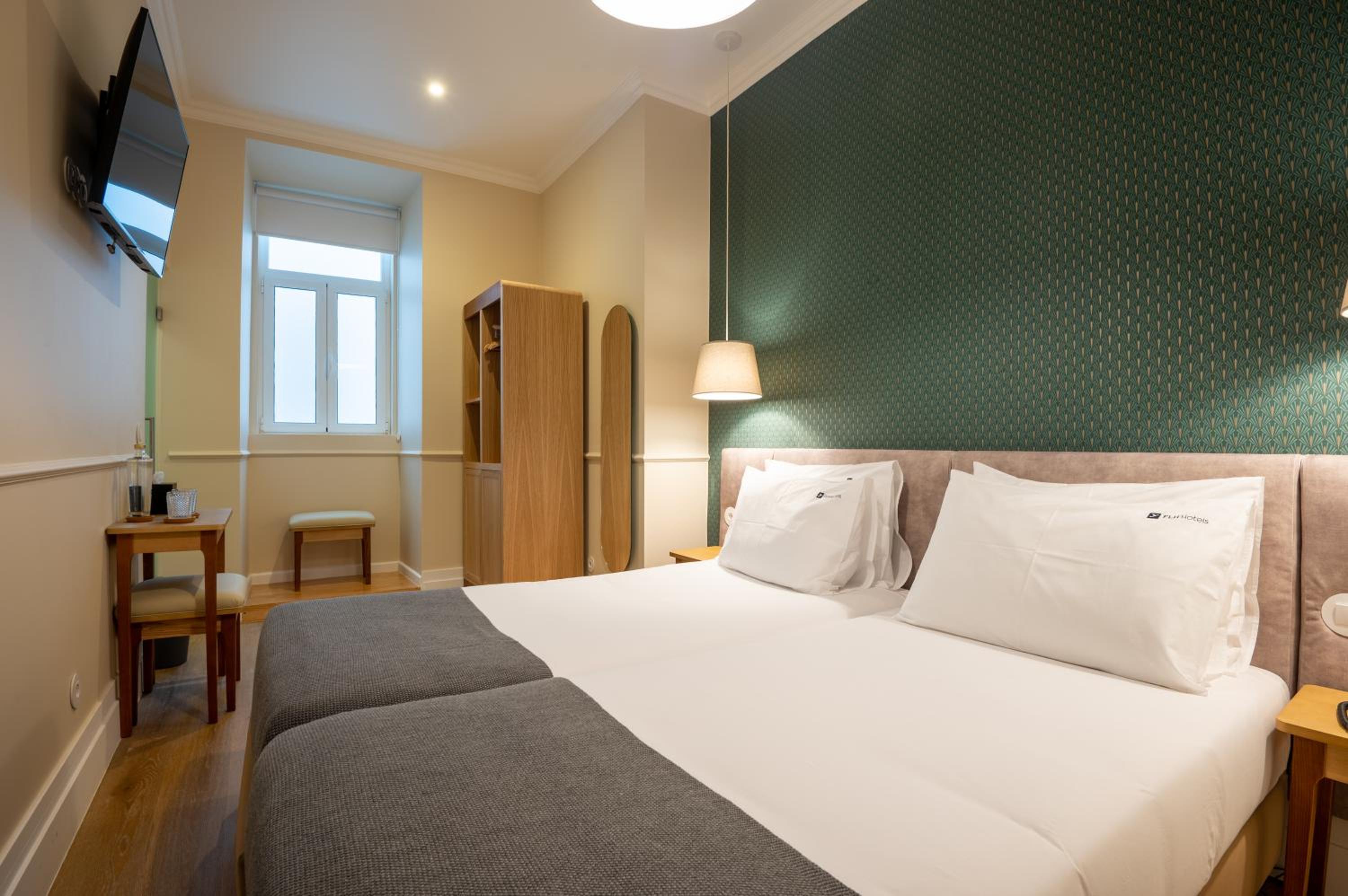 Economy Twin Room