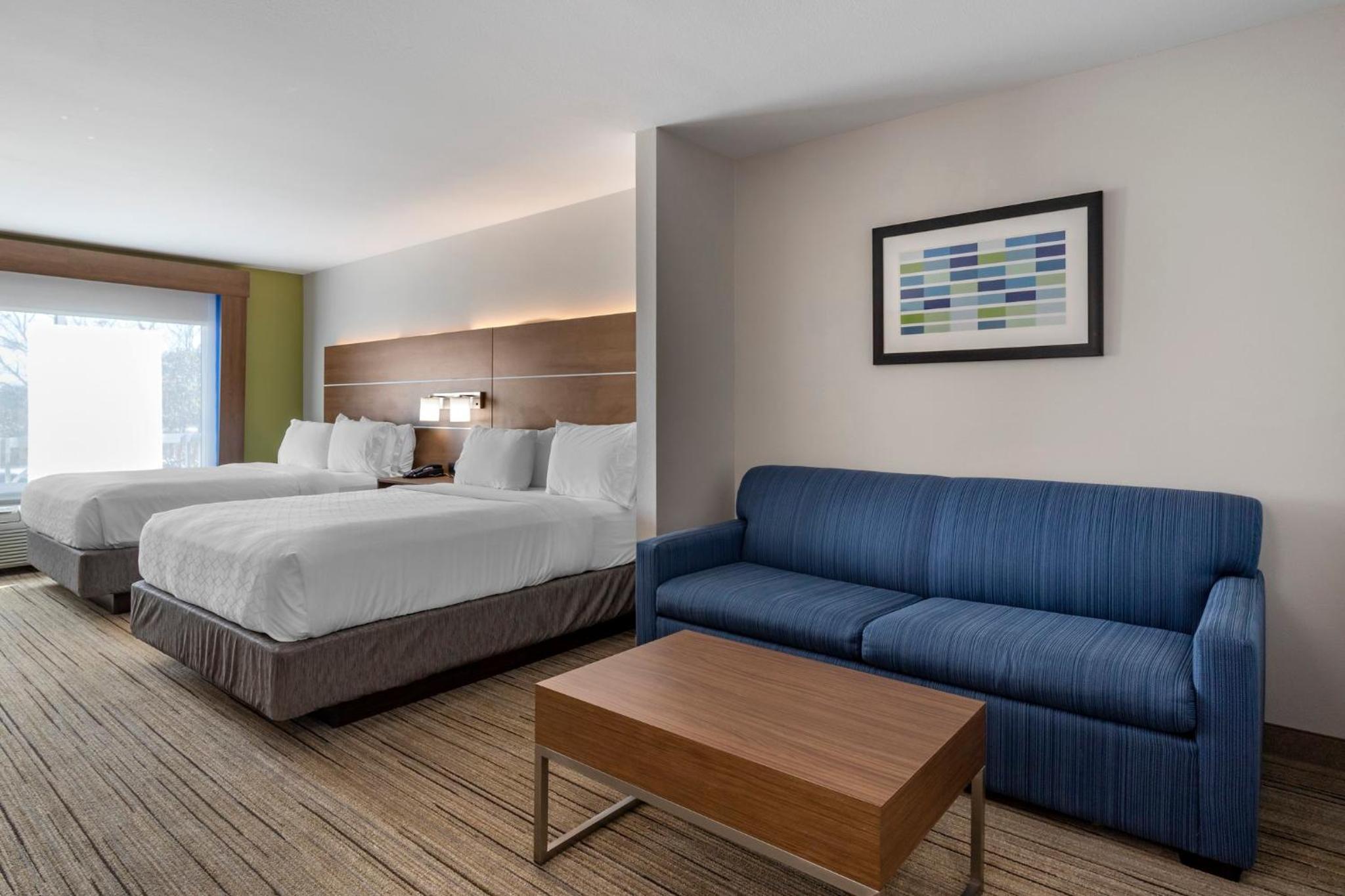 Suite with Two Queen Beds - Photo 1