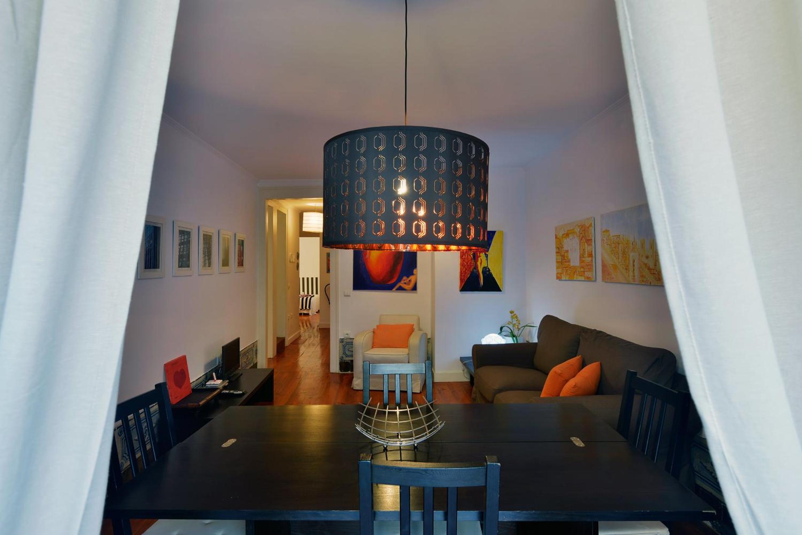 Two-Bedroom Apartment - Photo 4