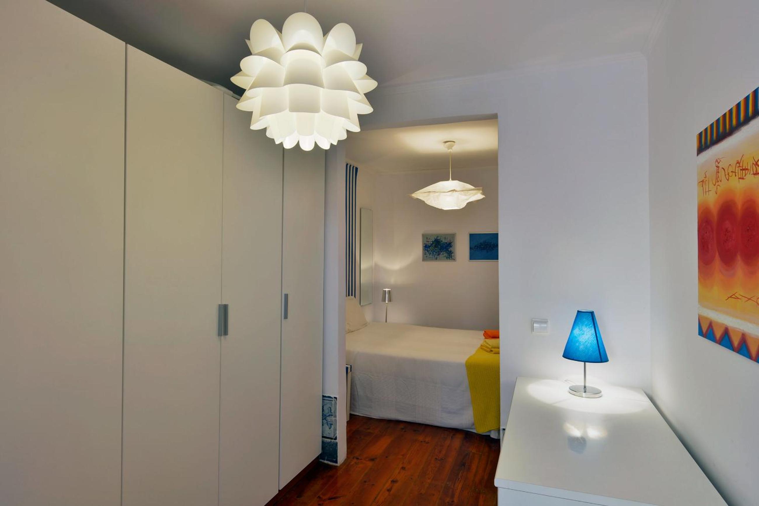 Two-Bedroom Apartment - Photo 8