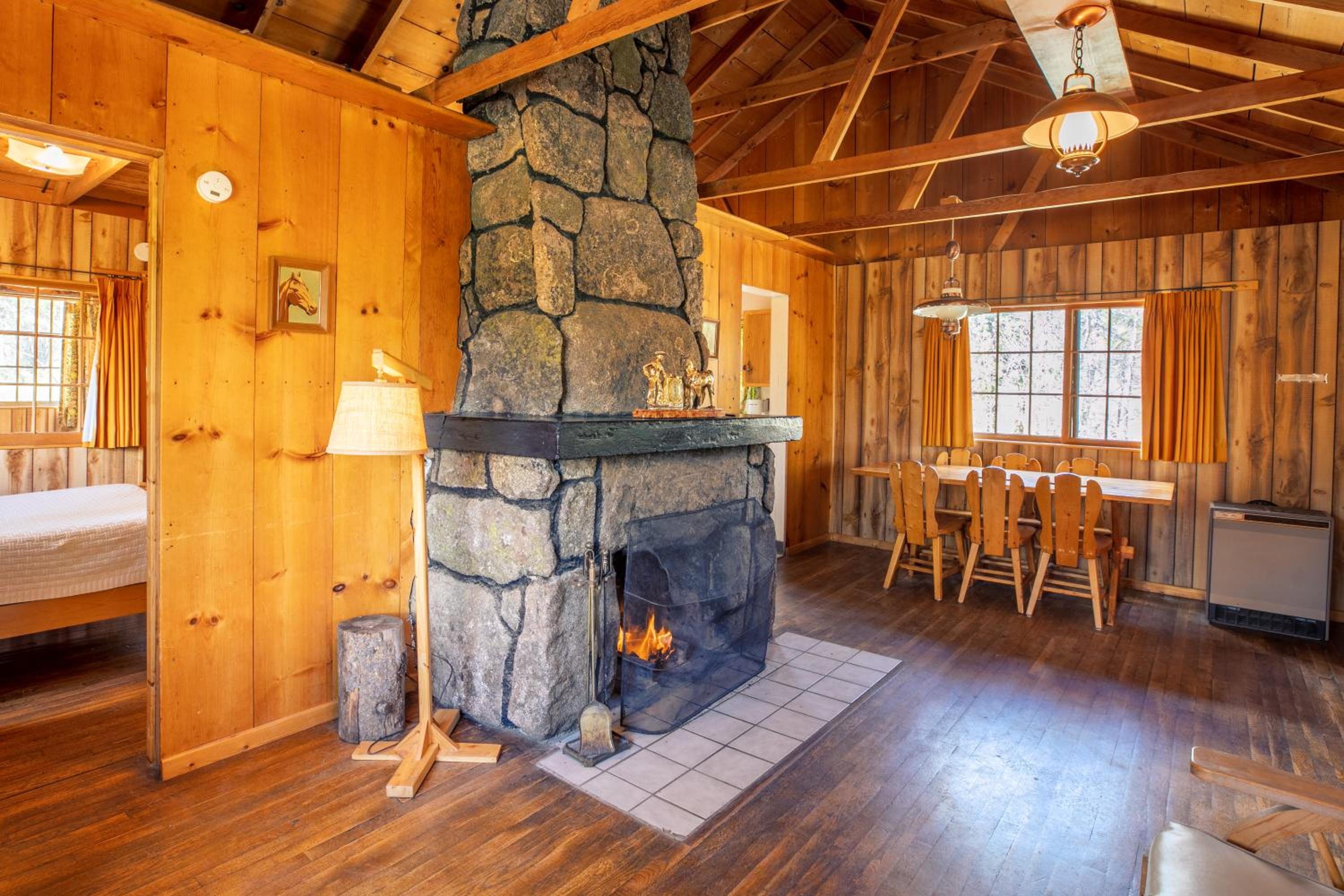 Finch Cabin - No Pets photo 1