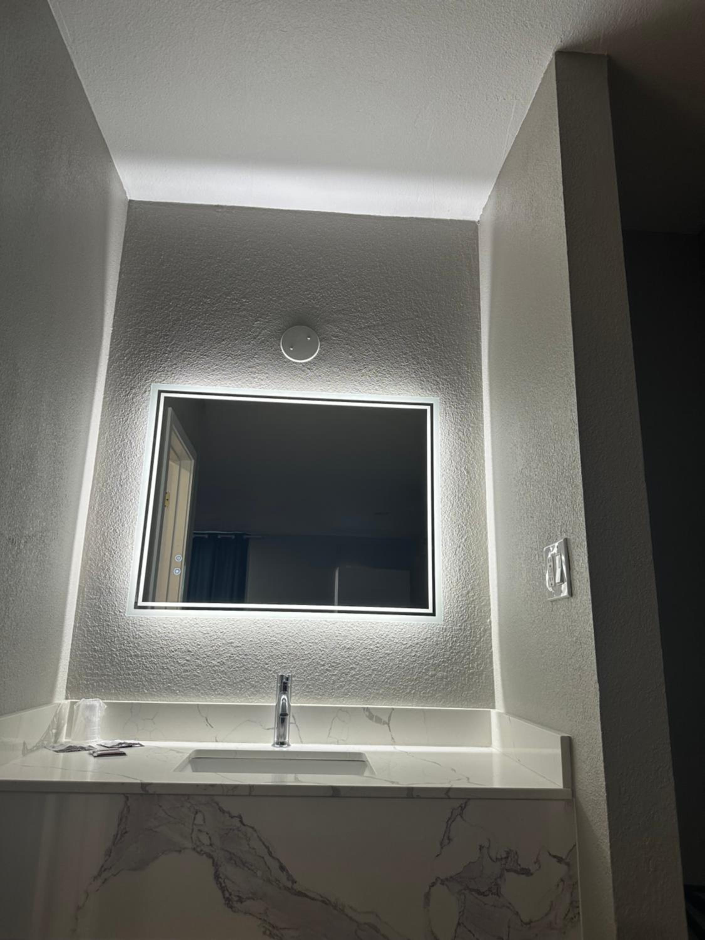 Deluxe Queen Room - Photo 4