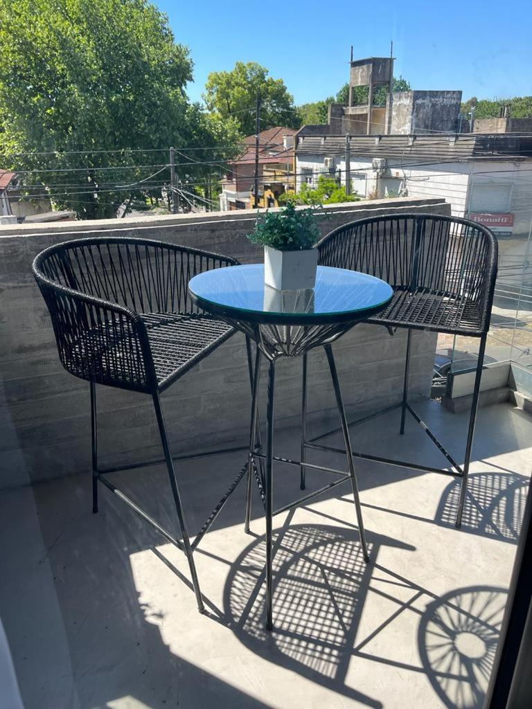 Apartment with Balcony photo 2
