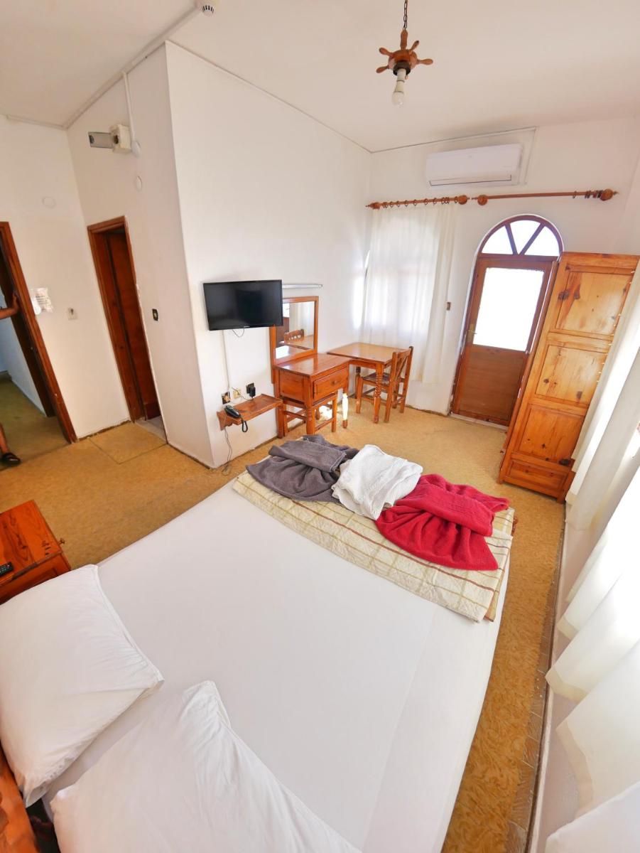 Family Double Room photo 1
