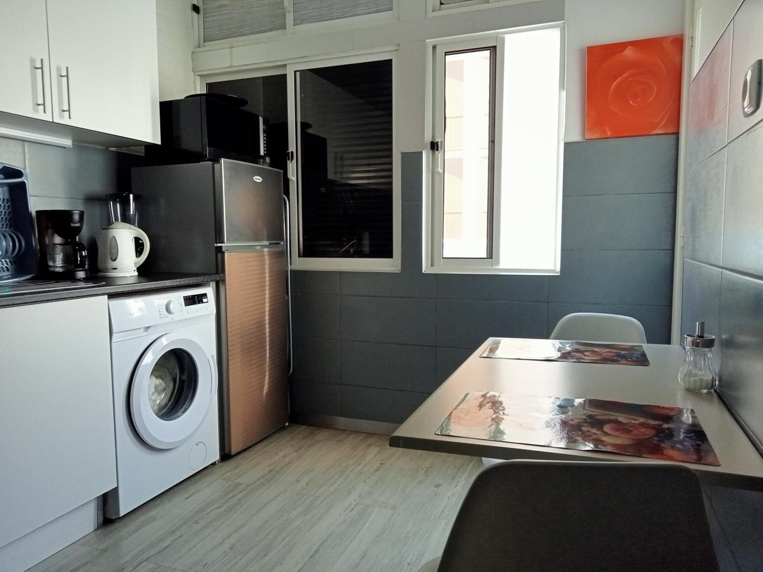 One-Bedroom Apartment photo 2