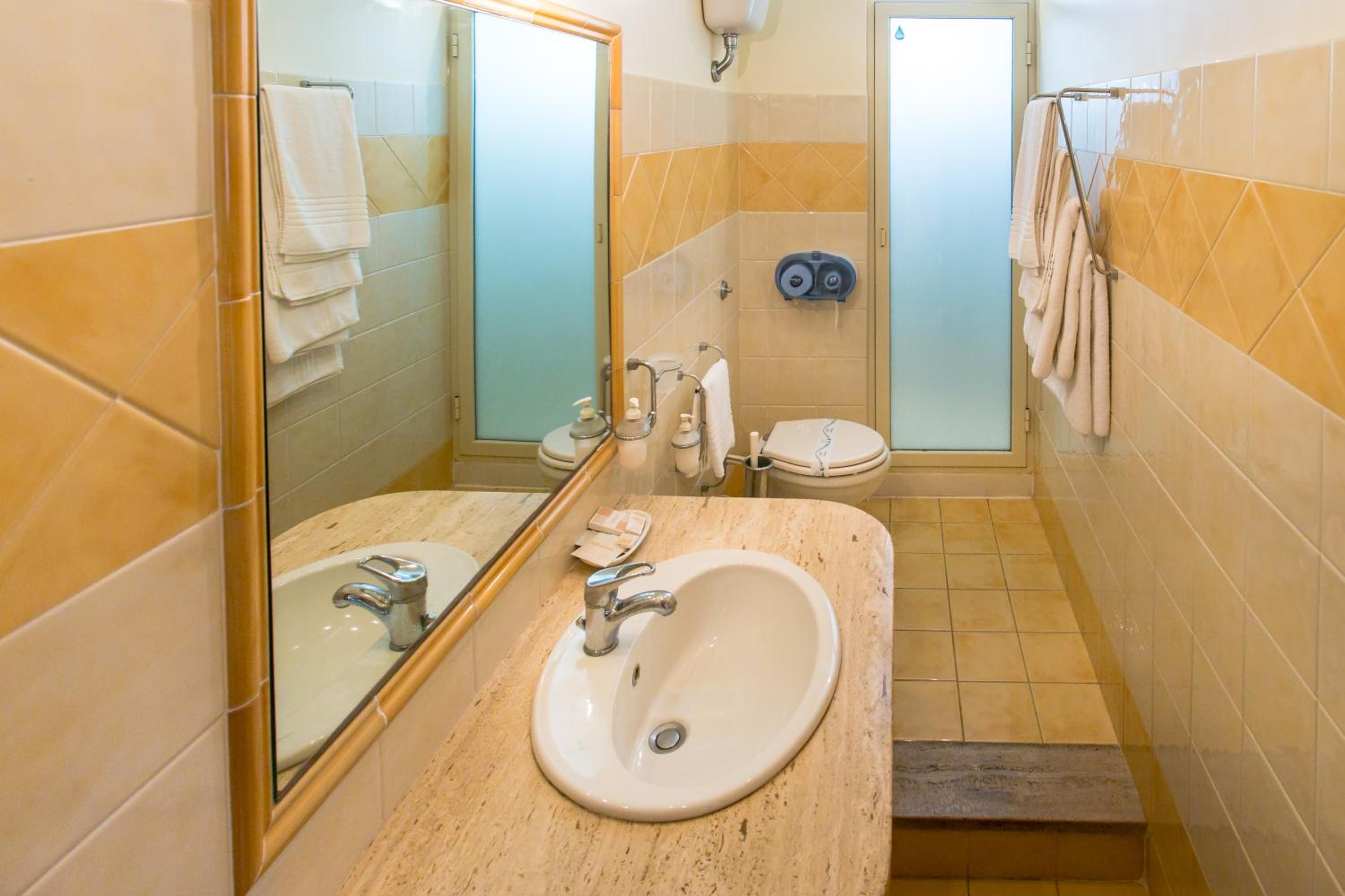 Double Room with Balcony and Sea View
