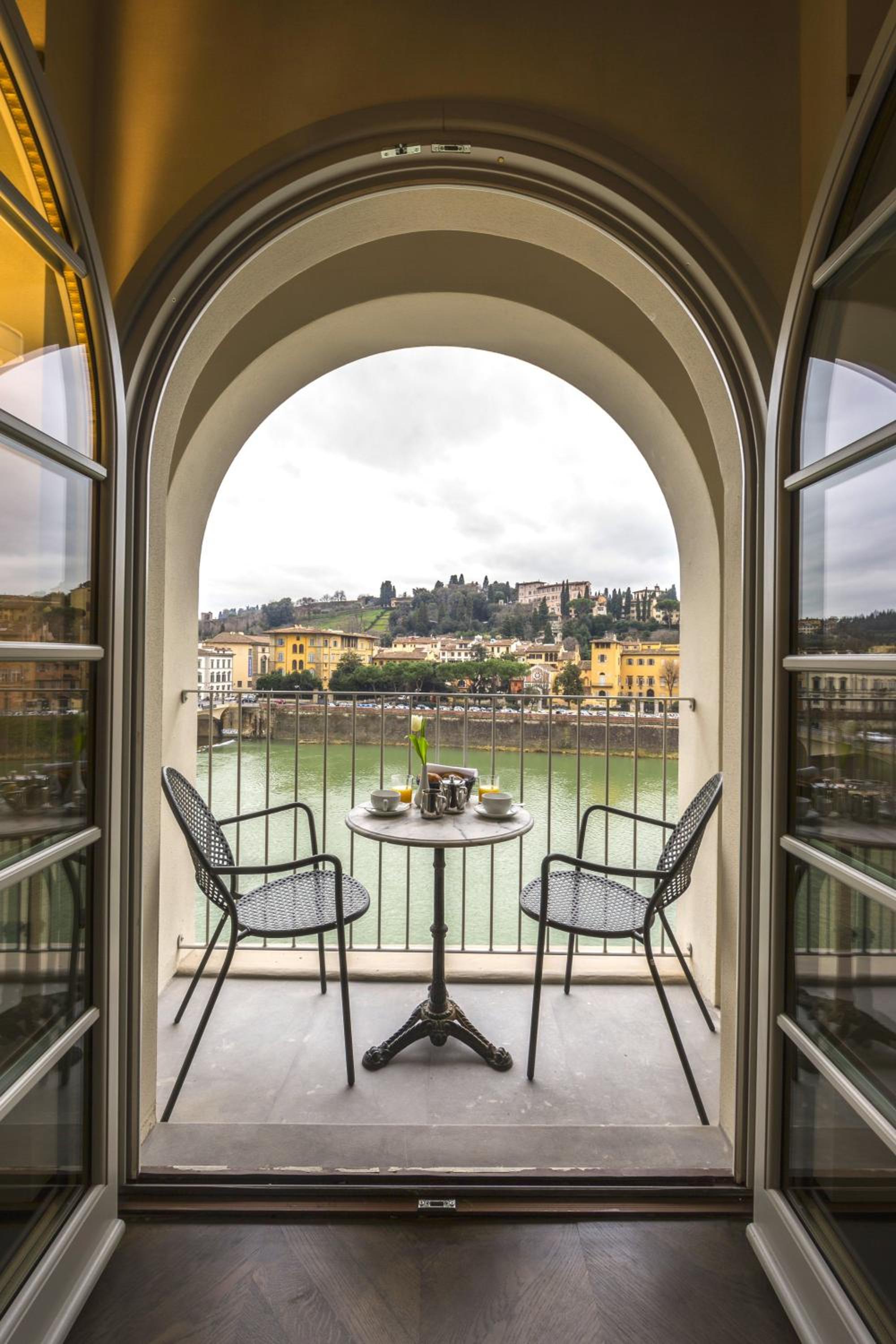 Deluxe Double or Twin Room with Balcony and River View