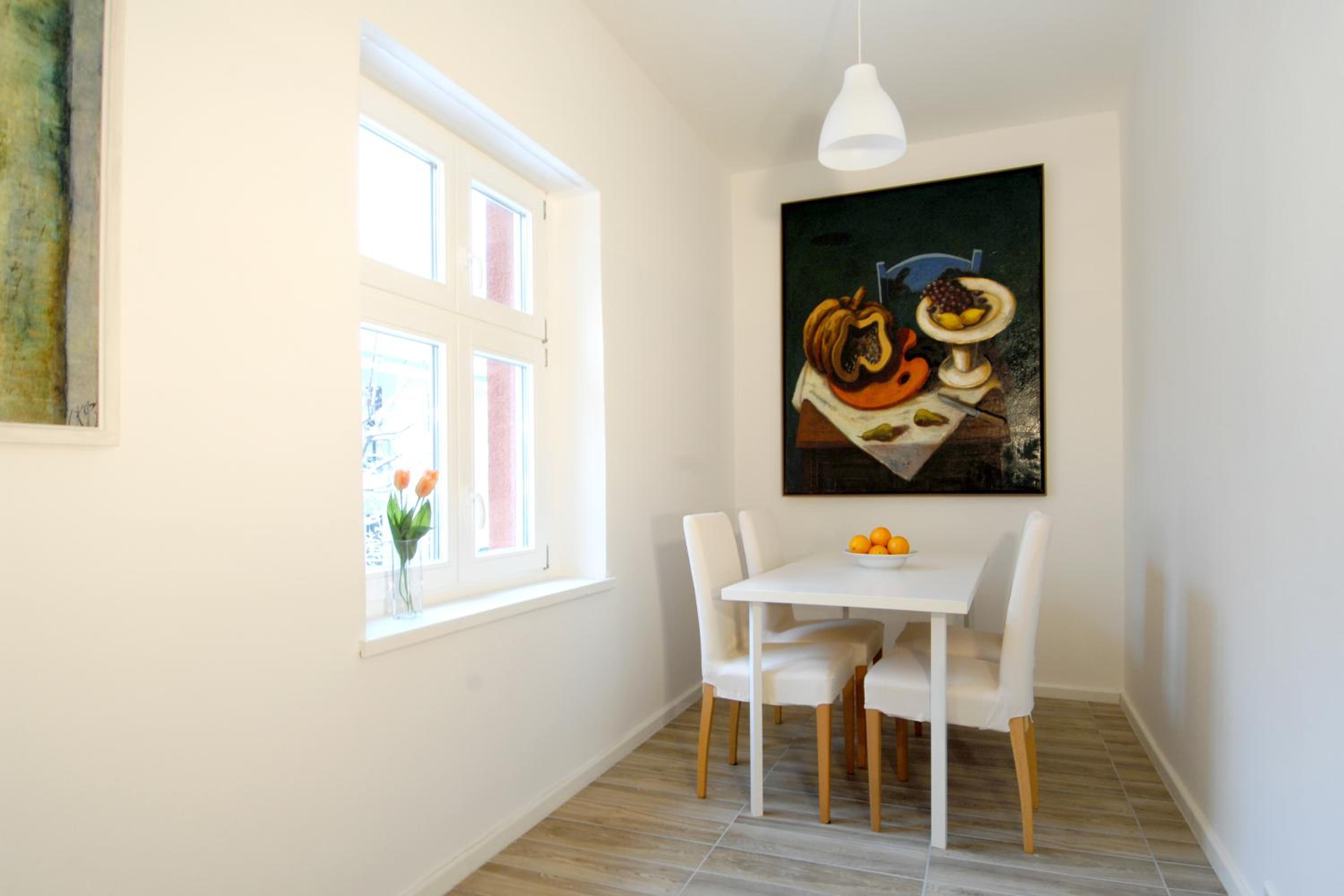 Apartment photo 3