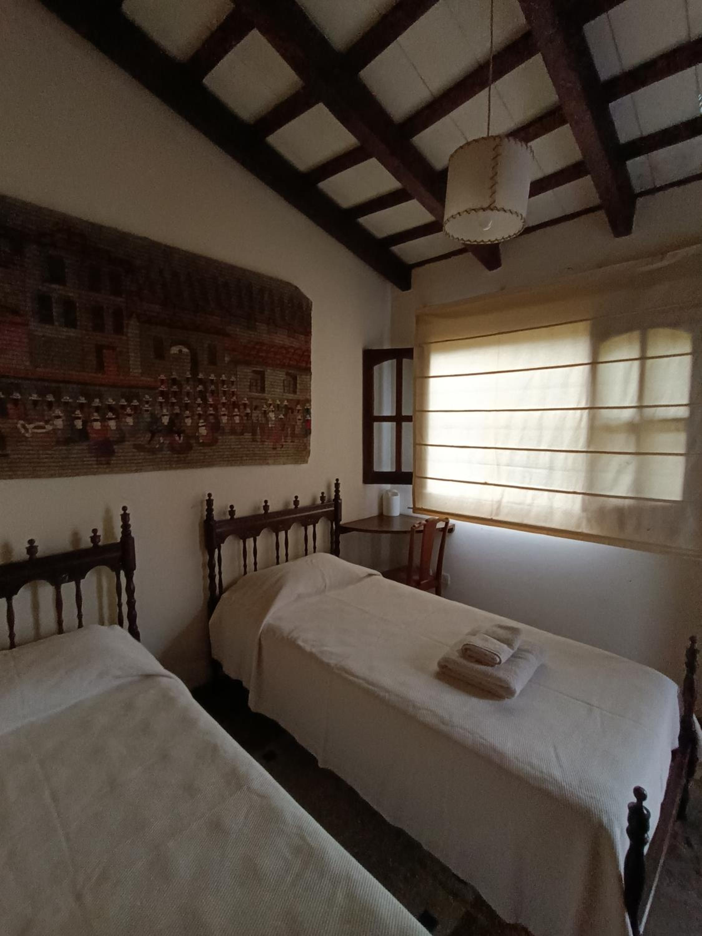 Standard Double Room with Shared Bathroom
