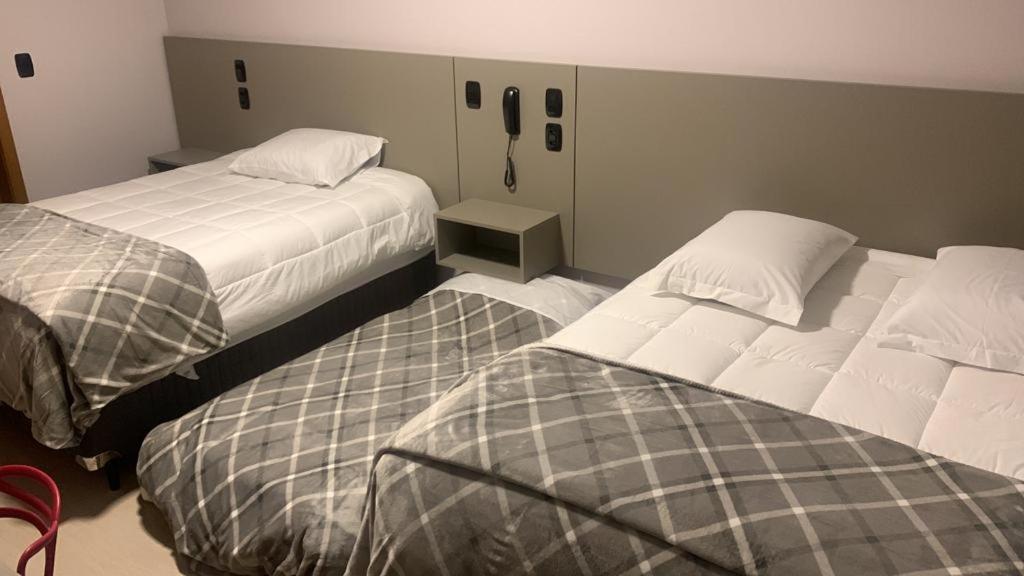 Quadruple Room - Photo 11