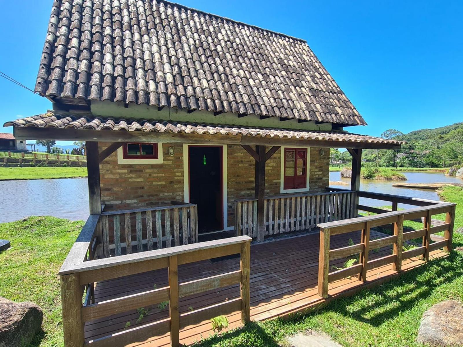 Apartment with Lake View photo 2