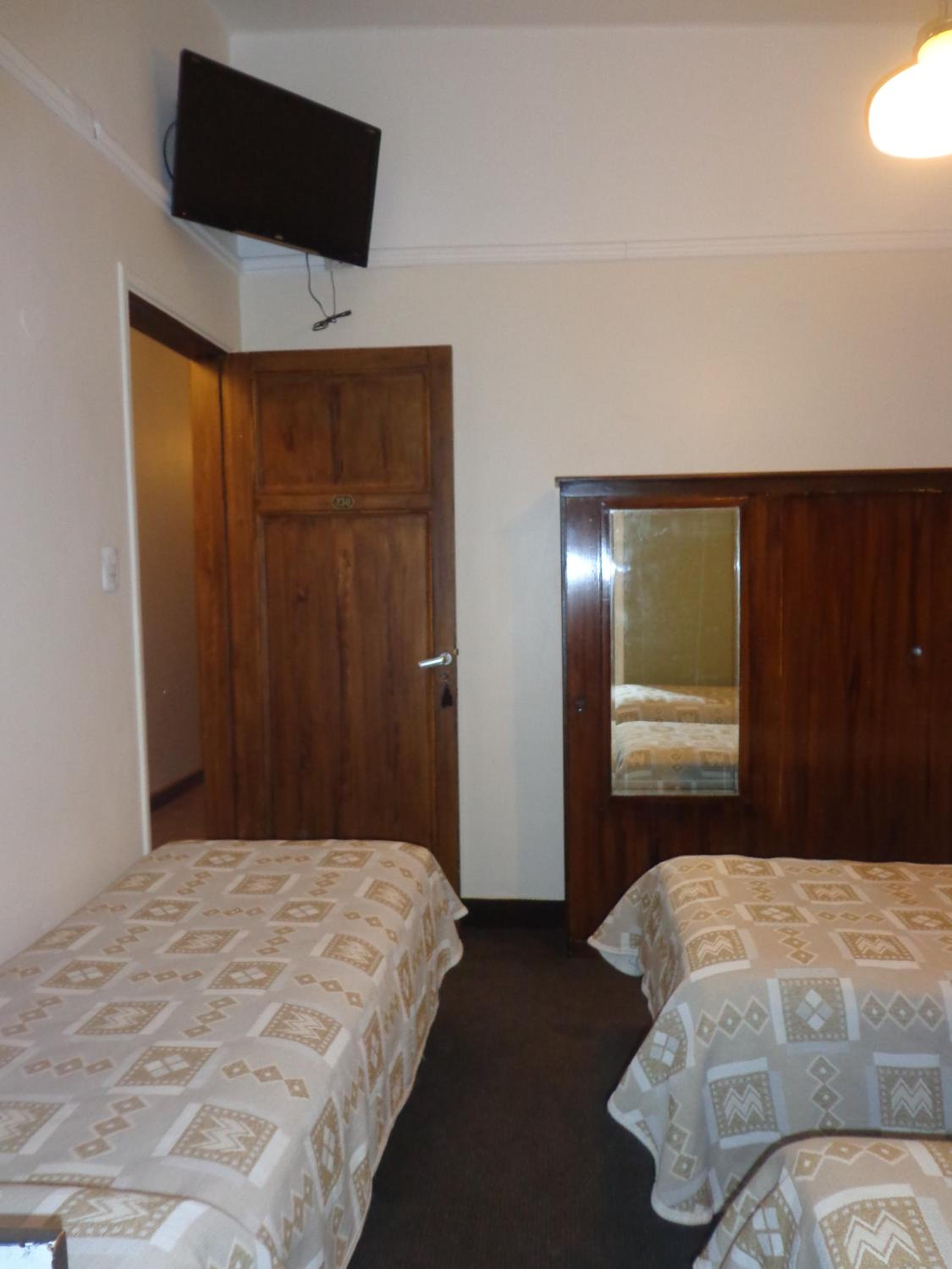 Triple Room photo 2