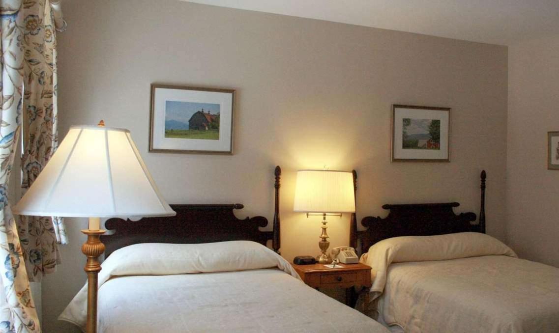 Standard Main Inn Room with Two Double Beds - Photo 3