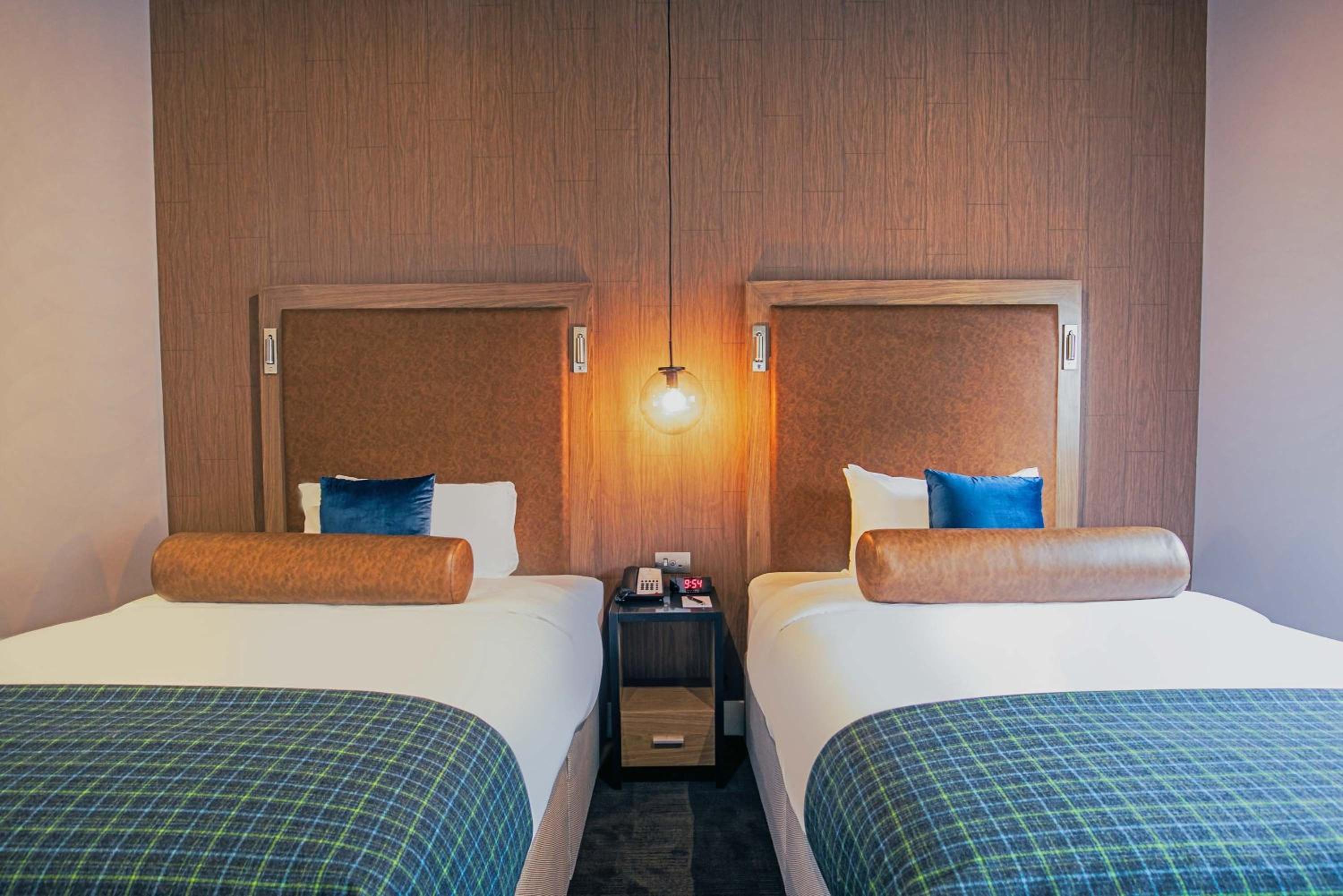 Twin Room, 2 Double Beds photo 2