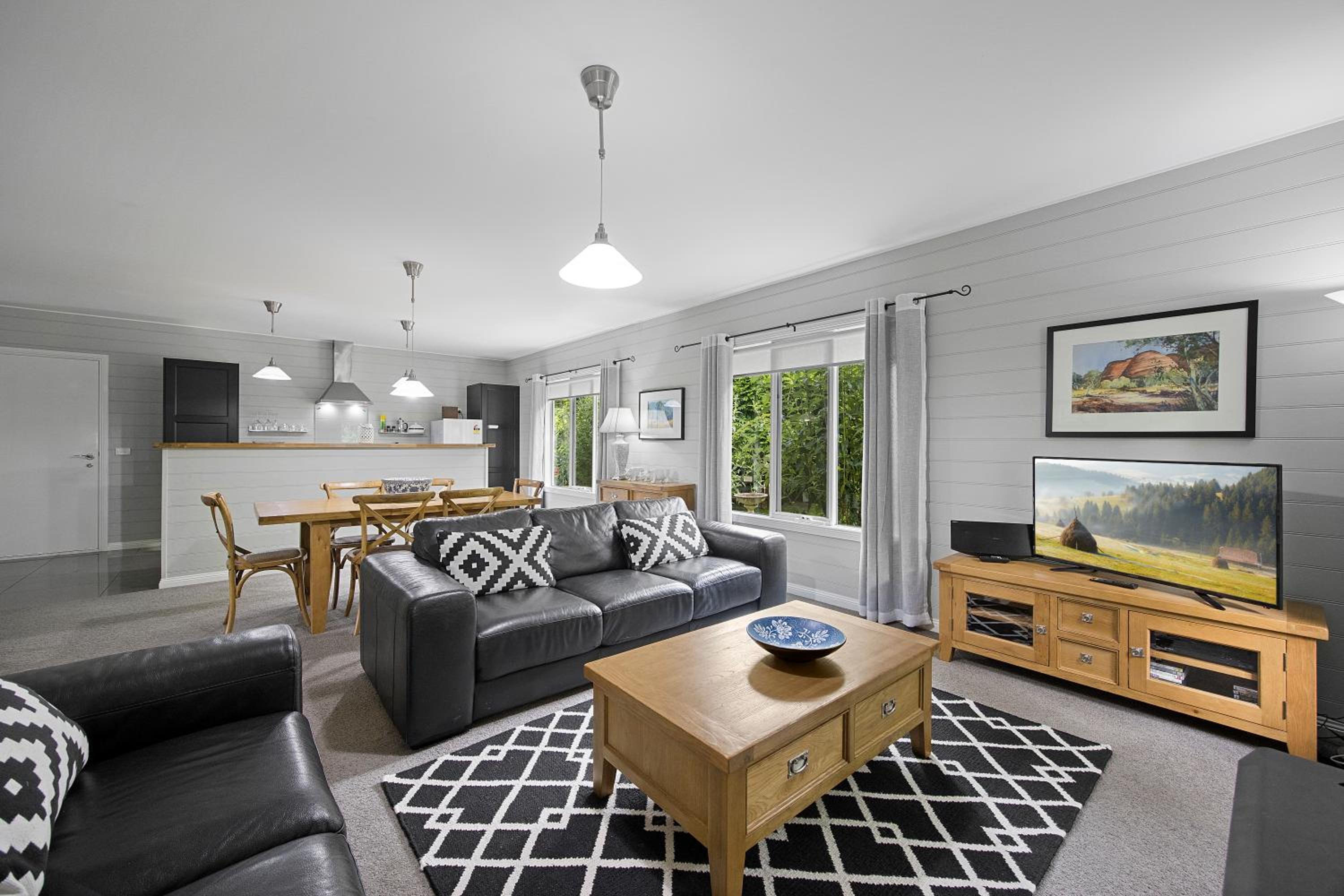 Two-Bedroom Cottage - Sage (Children Welcomed)