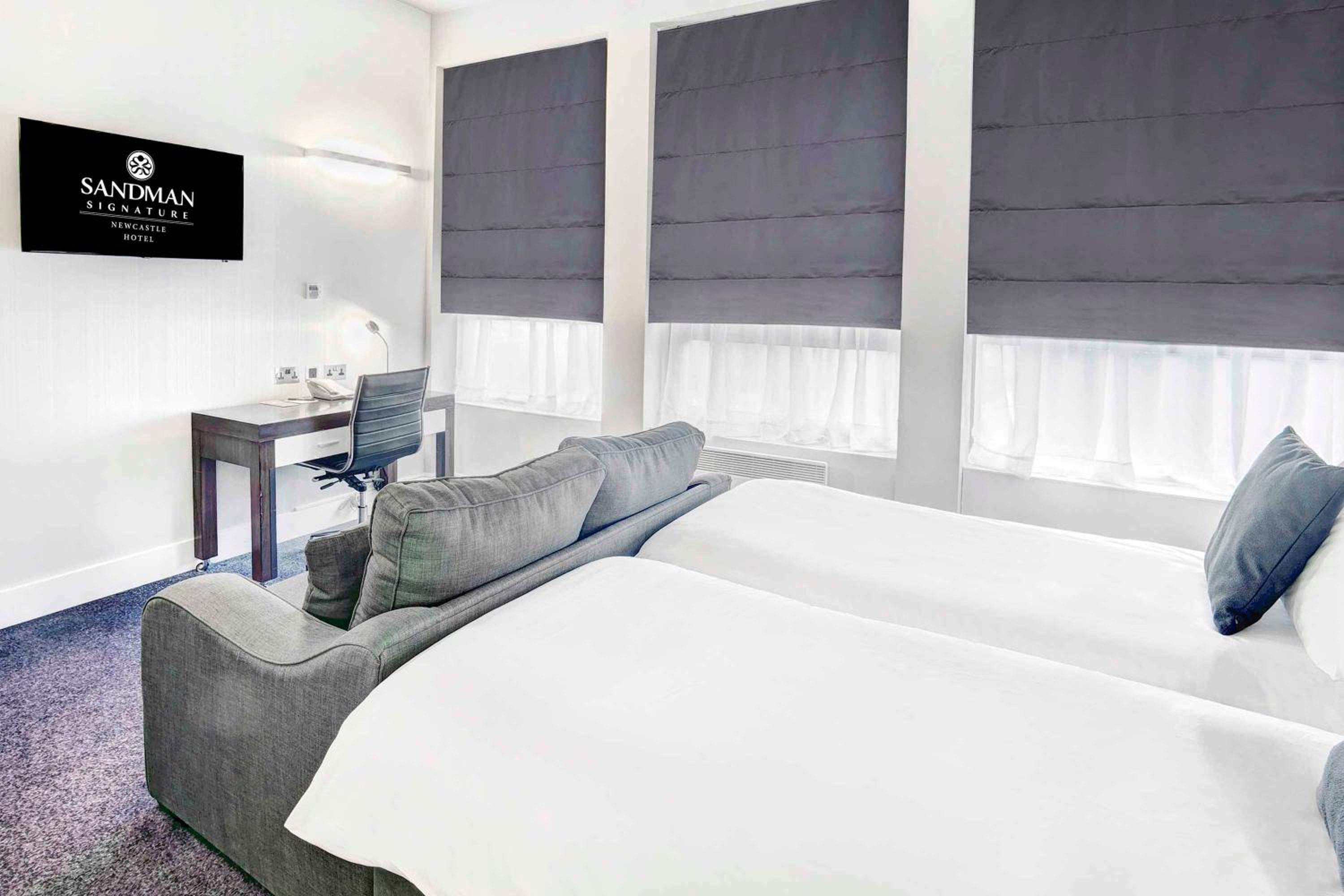 Twin Studio, 2 Single Beds, Sofa Bed, Kitchenette - Photo 9