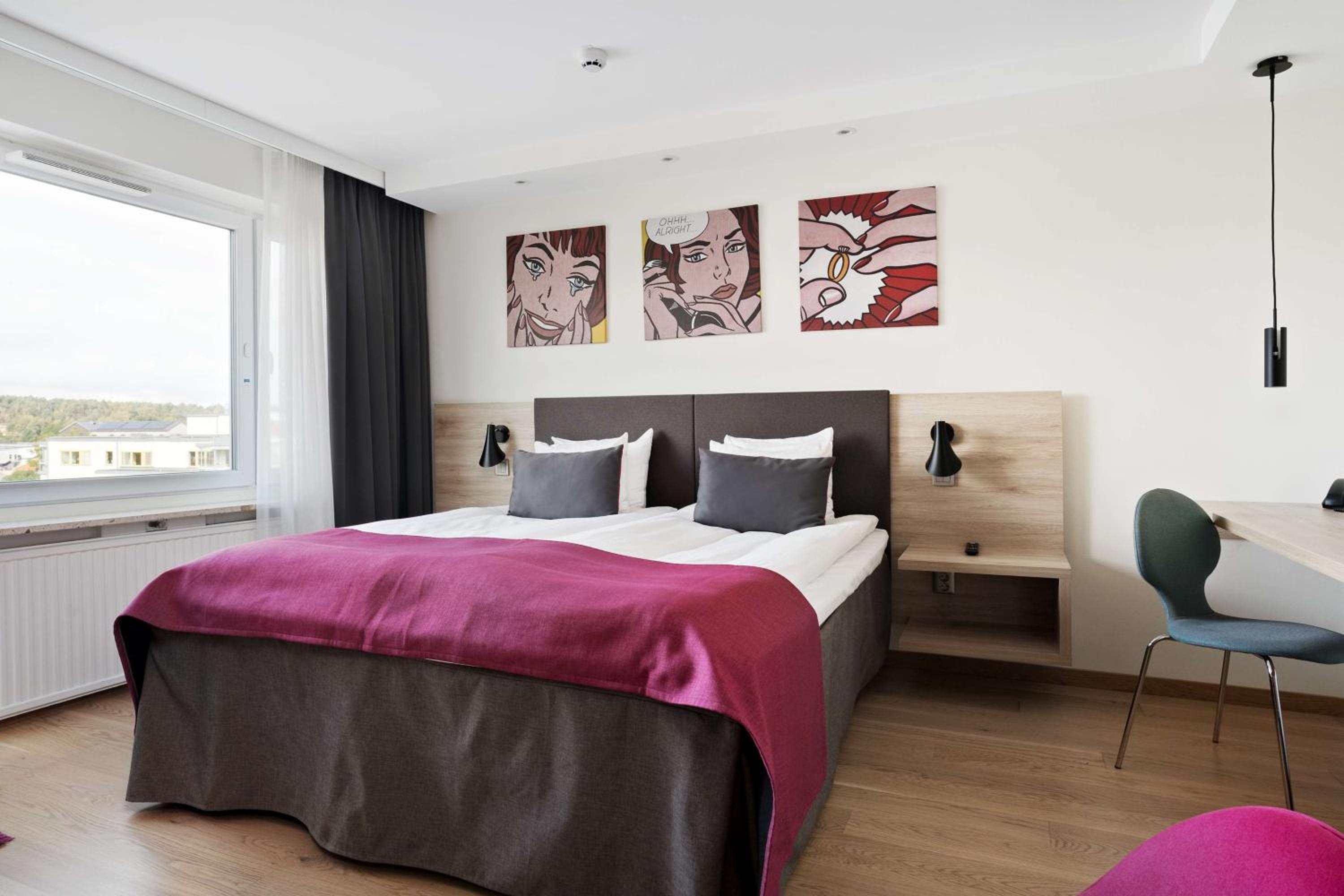 Business King Room - Photo 1