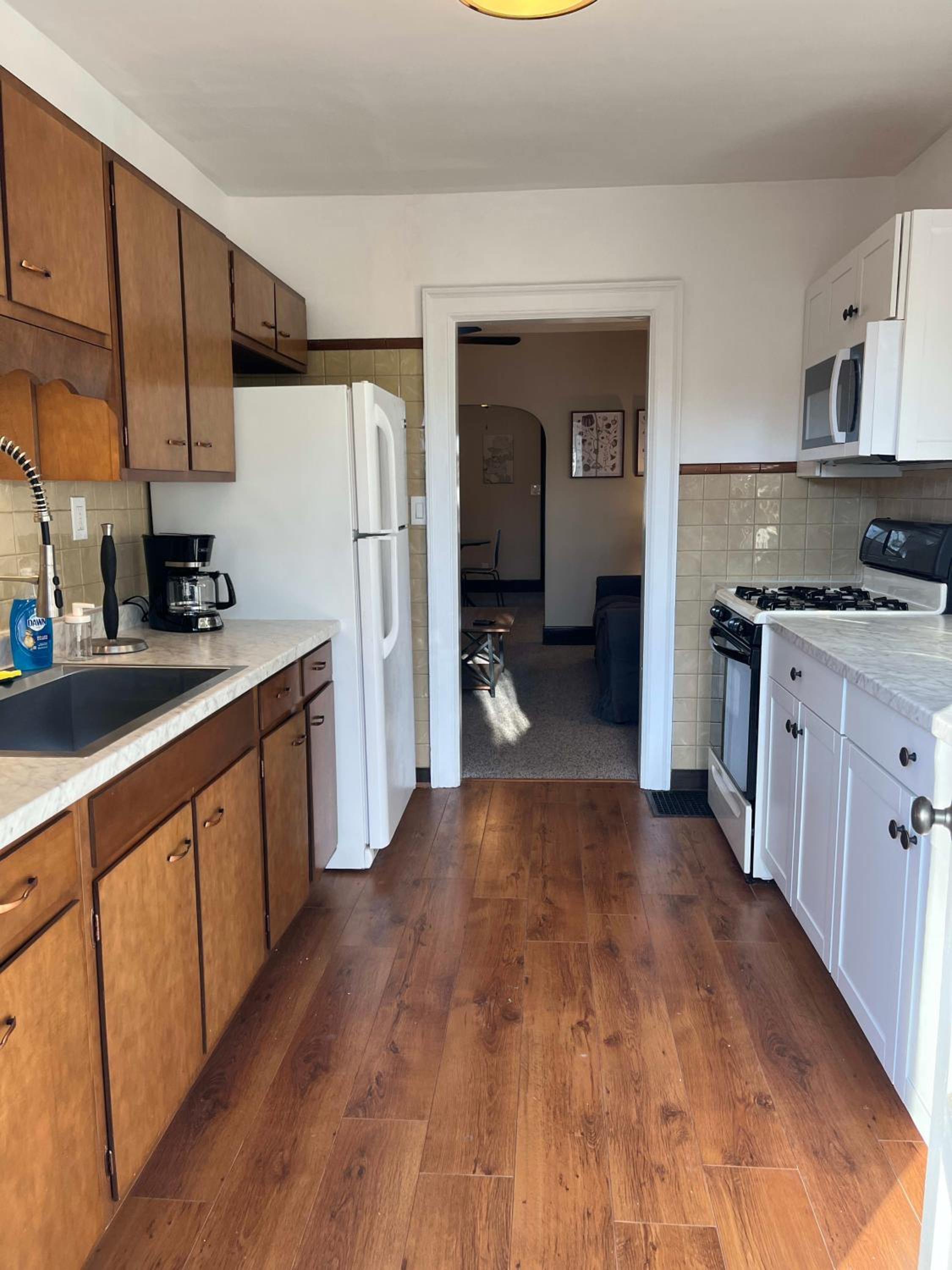 Apartment photo 2
