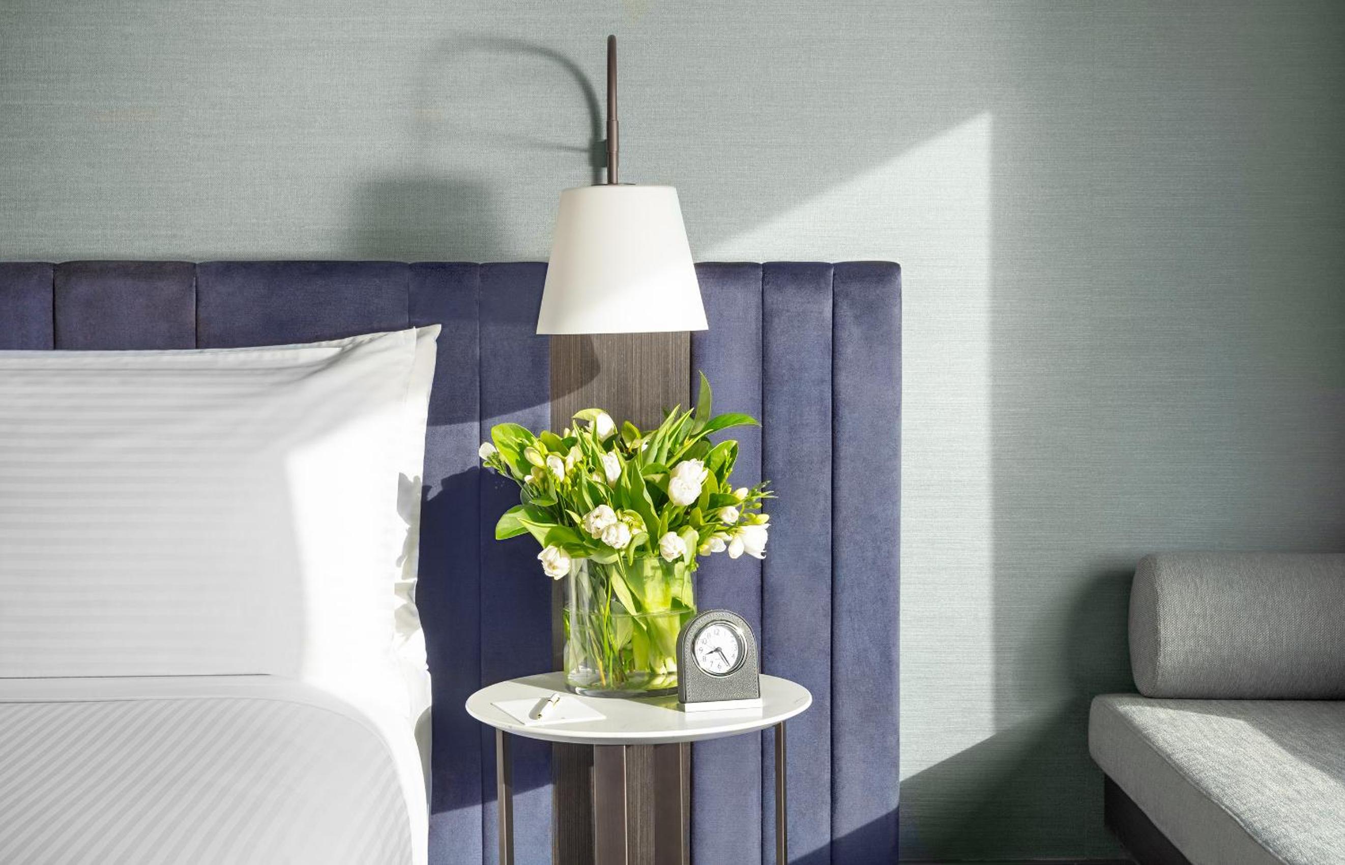 1 King Suite Harbor Bridge View