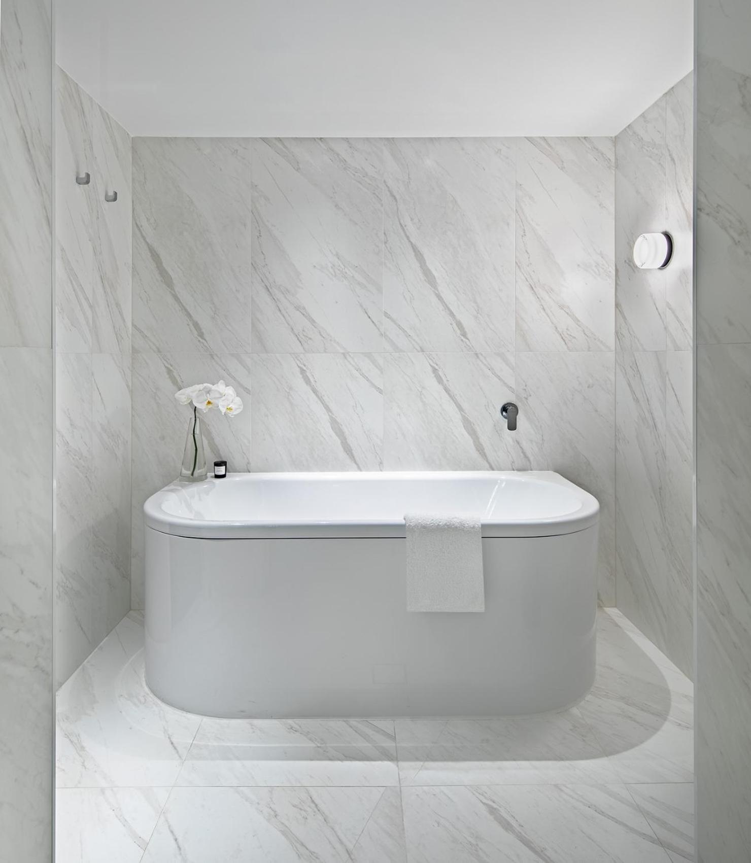 1 King Suite Harbor Bridge View